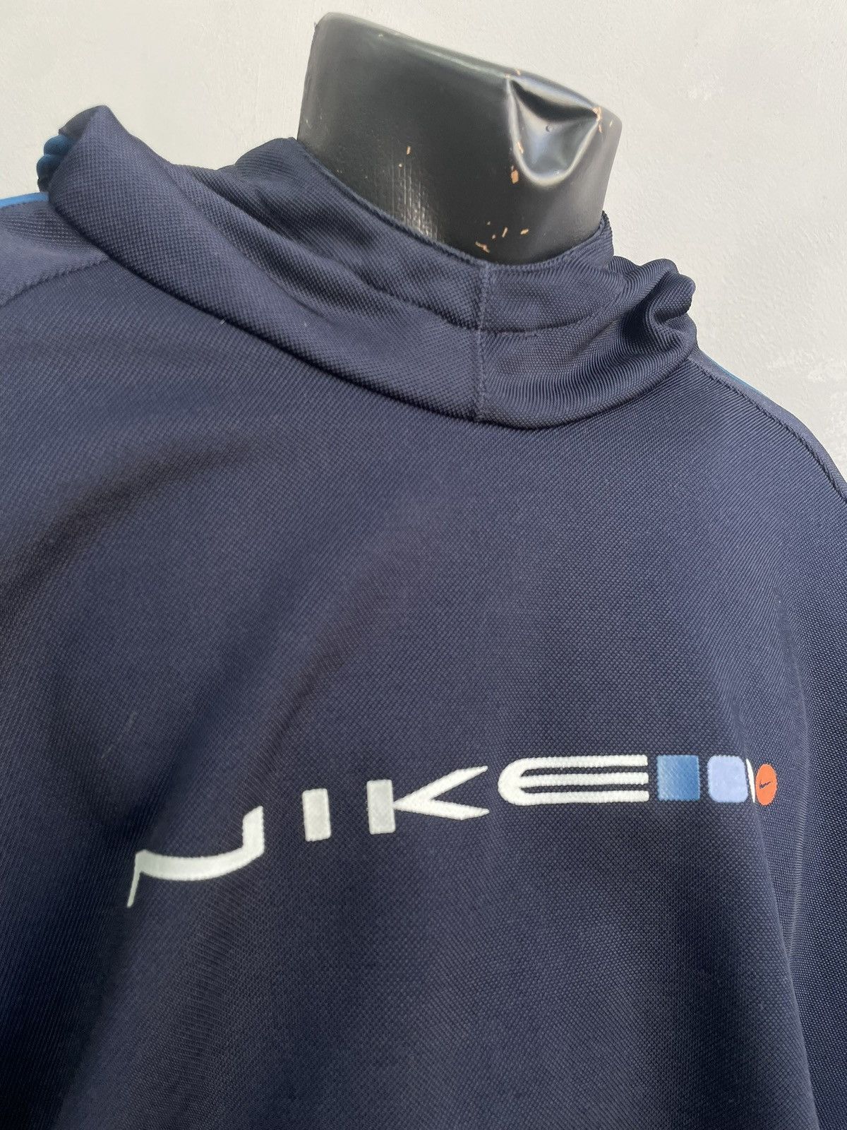 Nike Boxy retro y2k big logo Nike swoosh hoodie hype Size US XL / EU 56 / 4 - 3 Thumbnail