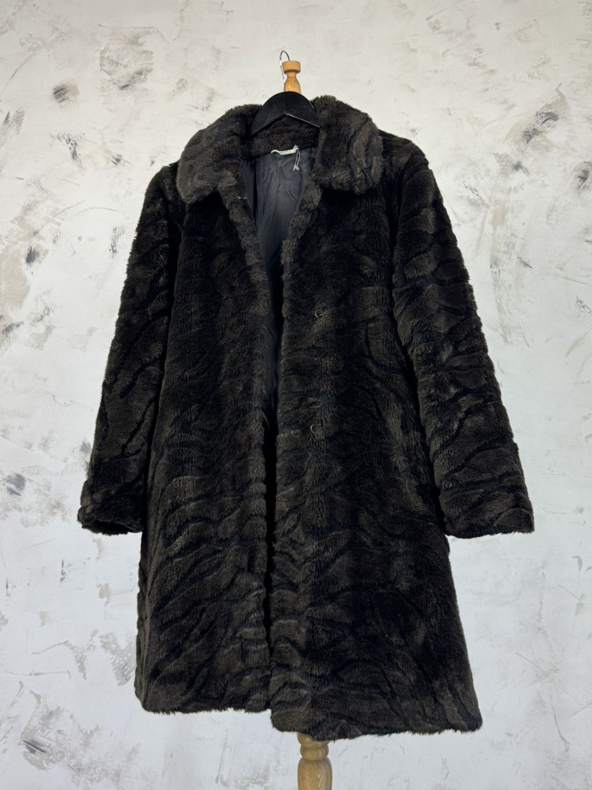 Vintage Vintage Canda Faux Fur Coat Size M - L Size M / US 6-8 / IT 42-44 - 1 Thumbnail