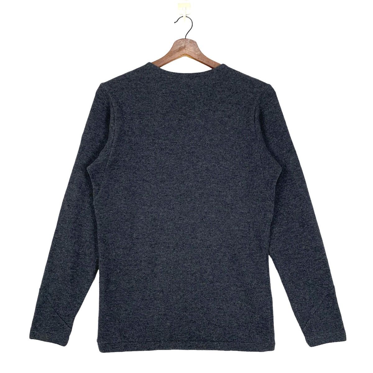 Arc'teryx Arc’teryx Wool V-Neck Long Sleeve Sweater Size S Size US S / EU 44-46 / 1 - 7 Thumbnail