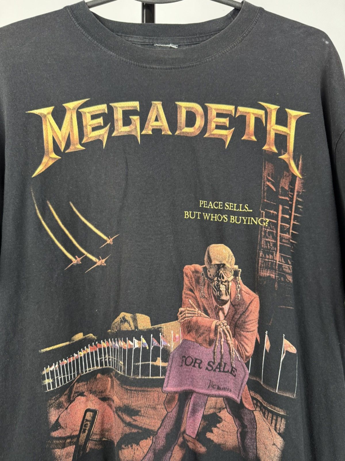 Band Tees × Megadeth VNTG Megadeth Peace Sells BUT WHO’S BUYING T SHIRT XL SIZ Size US XL / EU 56 / 4 - 2 Thumbnail
