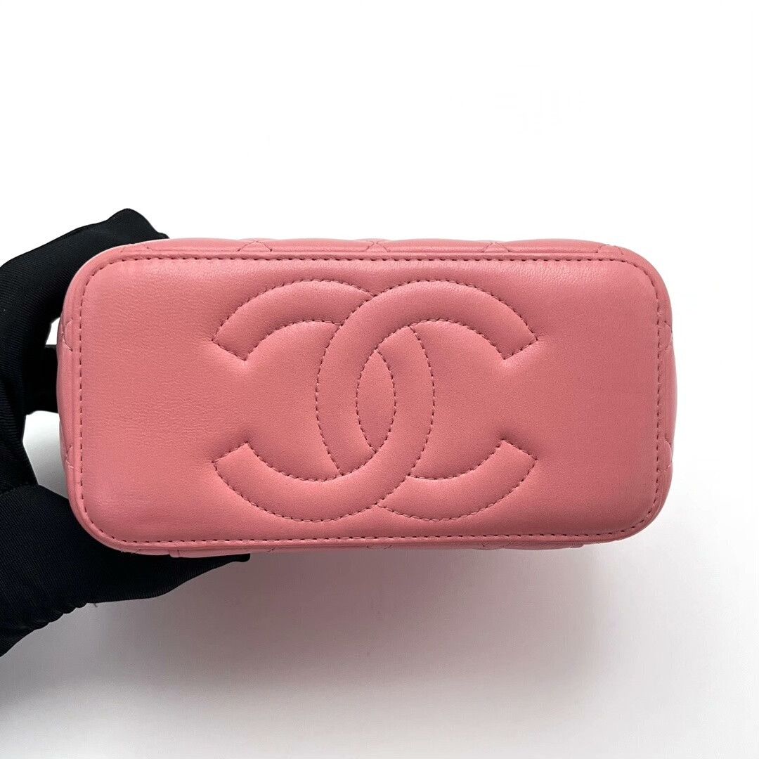 Chanel Pre-loved Bag Very good condition Size ONE SIZE - 1 Thumbnail