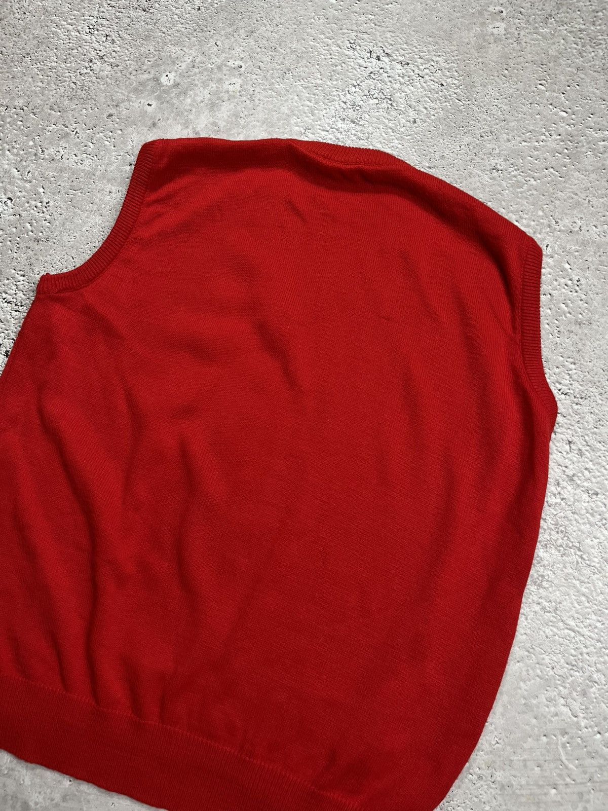 Lacoste Vintage Lacoste Red Knit Sweater Vest Crocodile Logo Size US XL / EU 56 / 4 - 9 Thumbnail