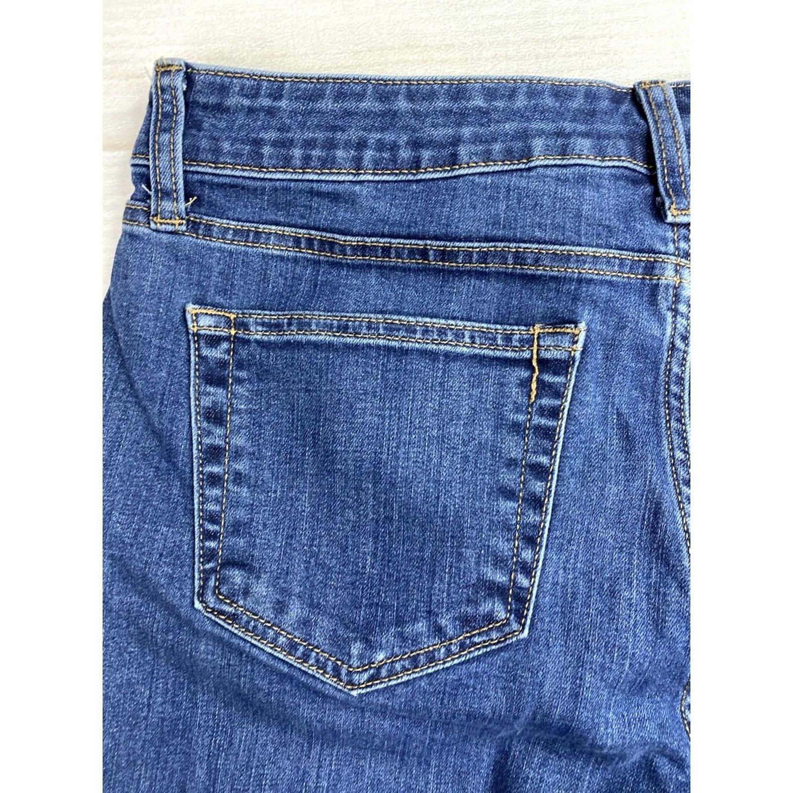 Vintage St John's Bay Jeans Womens 12 Tall Straight Denim Blue 5-Pocket Stretch MId Rise Vintage No N/A Size 34" / US 12 / IT 48 - 7 Thumbnail