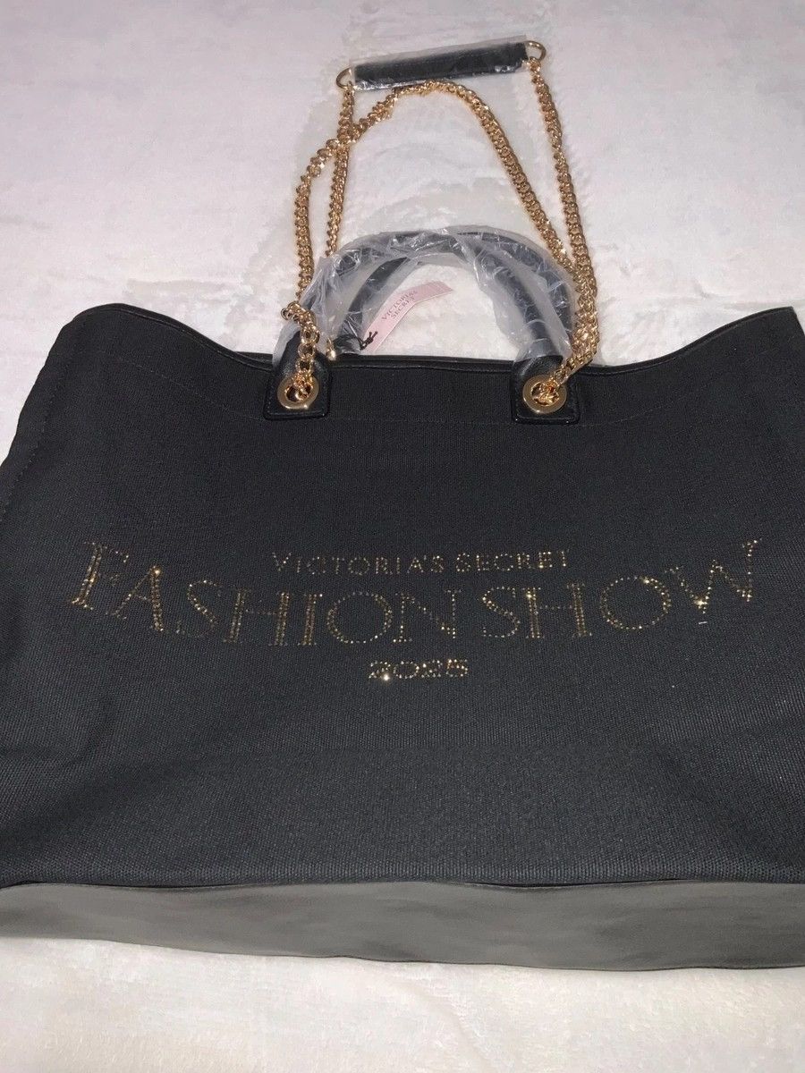 Victoria's Secret Victoria secret newest fashion show bag Size ONE SIZE - 1 Preview