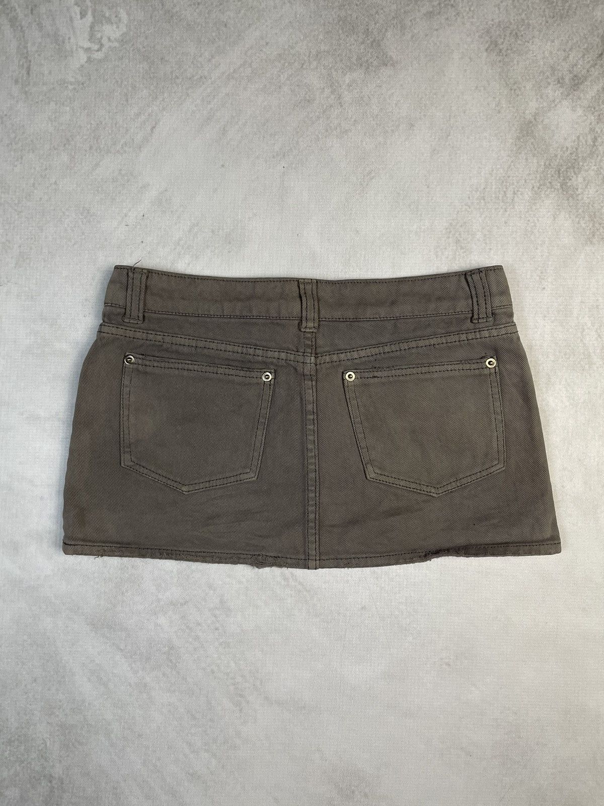 Japanese Brand Y2k Ghost of Harlem Studded Mini Skirt Gyaru Gal Punk Grunge Size 26" / US 2 / IT 38 - 5 Thumbnail