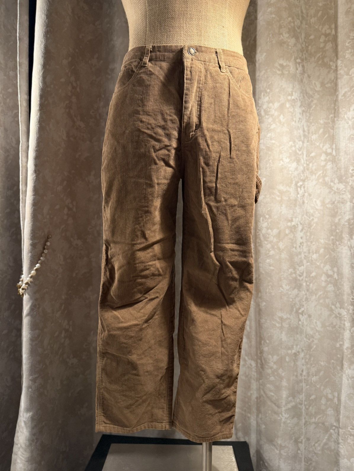 Other Vintage-Inspired Brown Corduroy Utility Pants – Relaxed Fit Size 29" - 1 Thumbnail