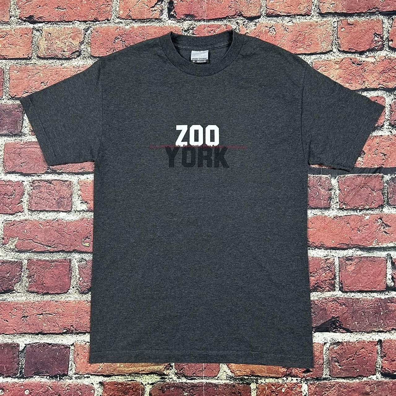 Zoo York Vintage 90s Zoo York Skateboards T-Shirt NYC Unbreakable Y2K Size US M / EU 48-50 / 2 - 1 Thumbnail