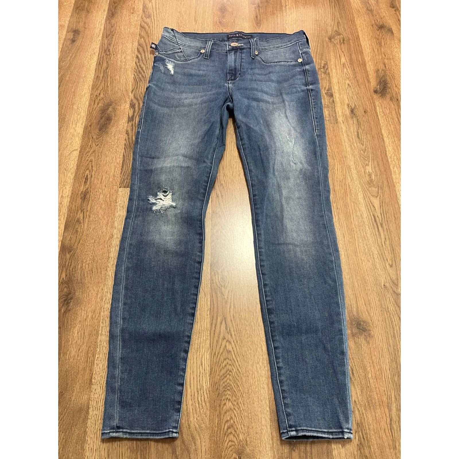 Vintage Rock & Republic Jeans Womens Size 8 Blue Denim Skinny Pockets Distressed Regular Inseam 28.5in Size 30" / US 8 / IT 44 - 2 Thumbnail