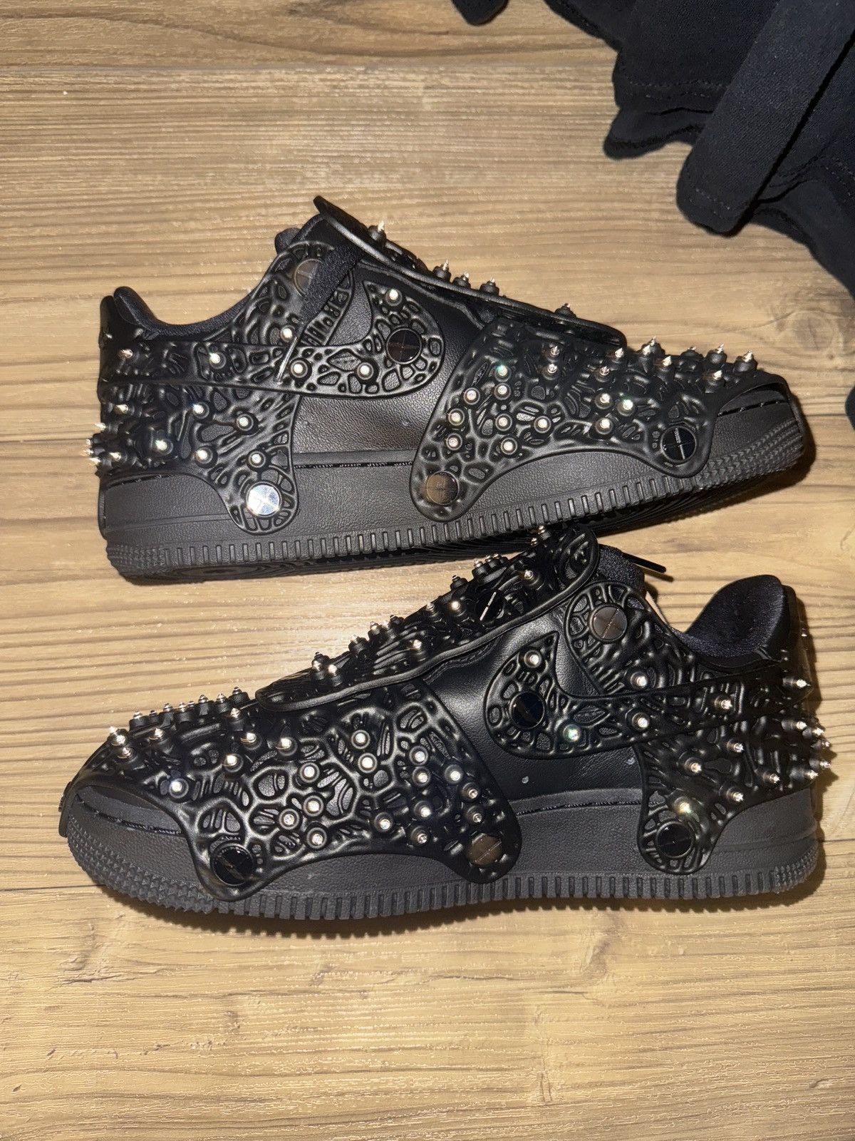 Nike × Swarovski Nike Swarovski Air Force 1 Low Size US 6 / EU 39 - 5 Thumbnail