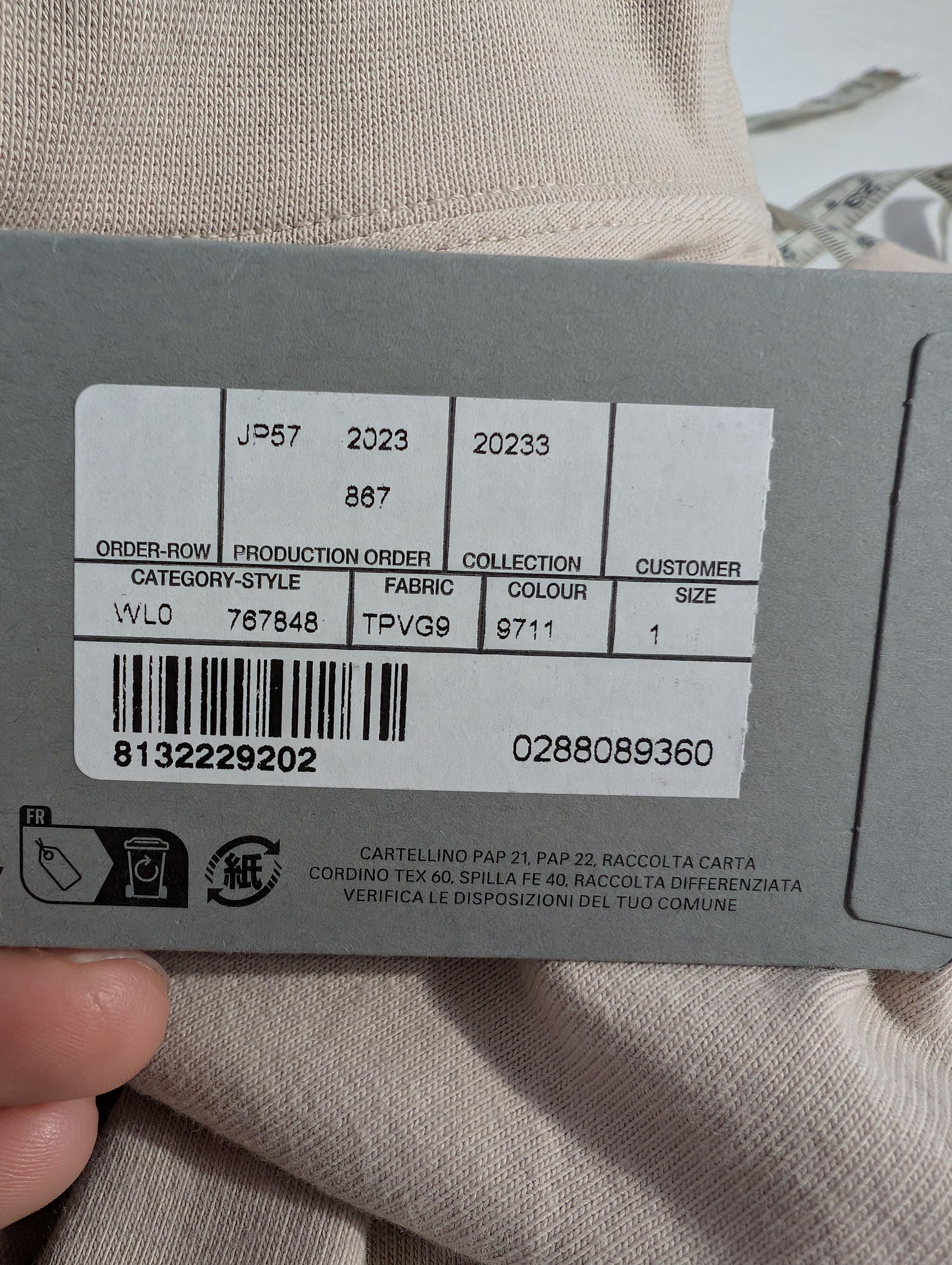 Balenciaga o1rshd1 Q:2 / Vintage Unity Stretched Out T-Shirt Beige Size US S / EU 44-46 / 1 - 18 Thumbnail