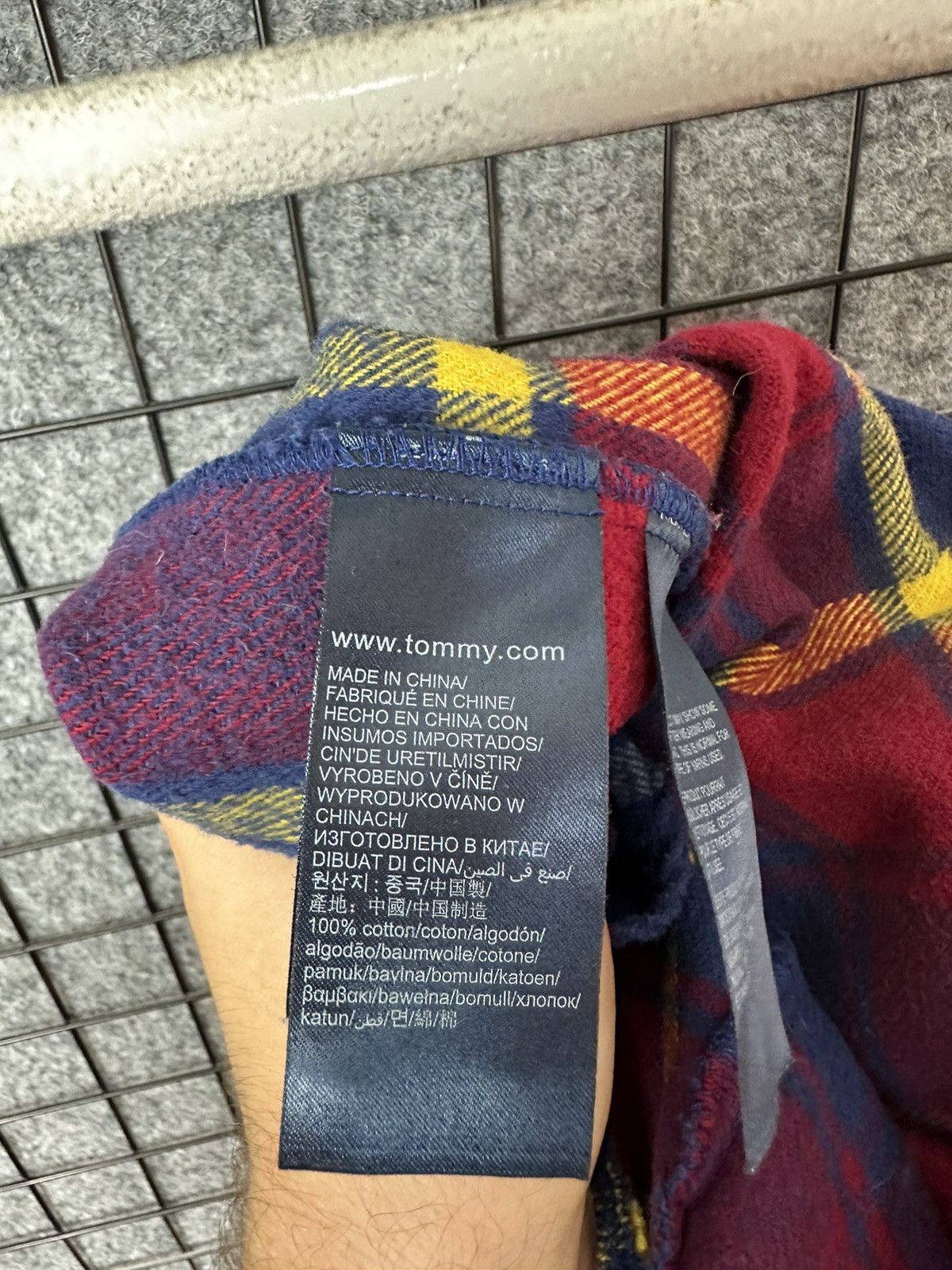 Tommy Hilfiger × Tommy Jeans Tommy Hilfiger Regular Fit Plaid Long Sleeve Shirt Size S Size US S / EU 44-46 / 1 - 6 Thumbnail