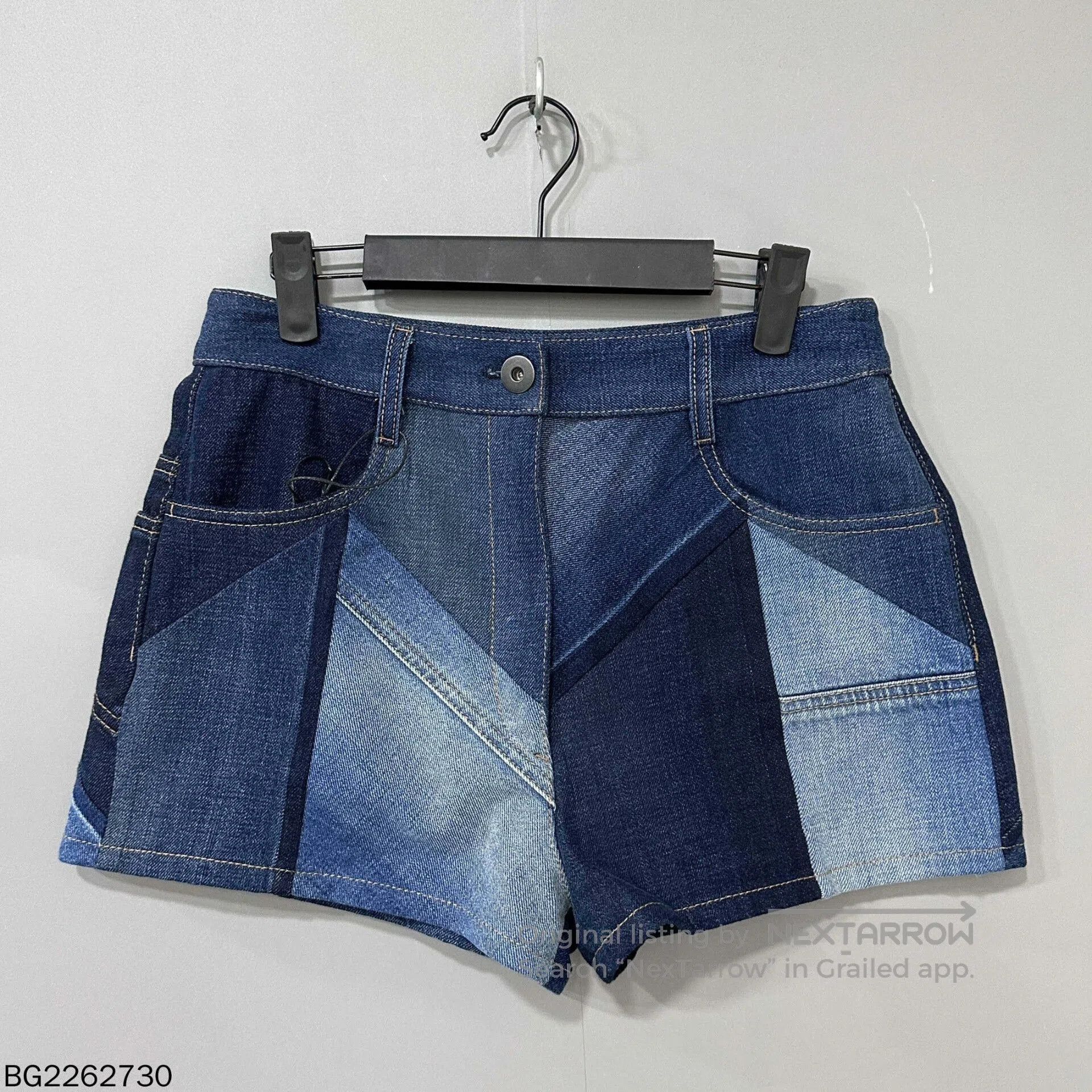 Louis Vuitton Louis Vuitton 1854 Embroidered Logo Shorts. Size 27" / US 4 / IT 40 - 3 Thumbnail