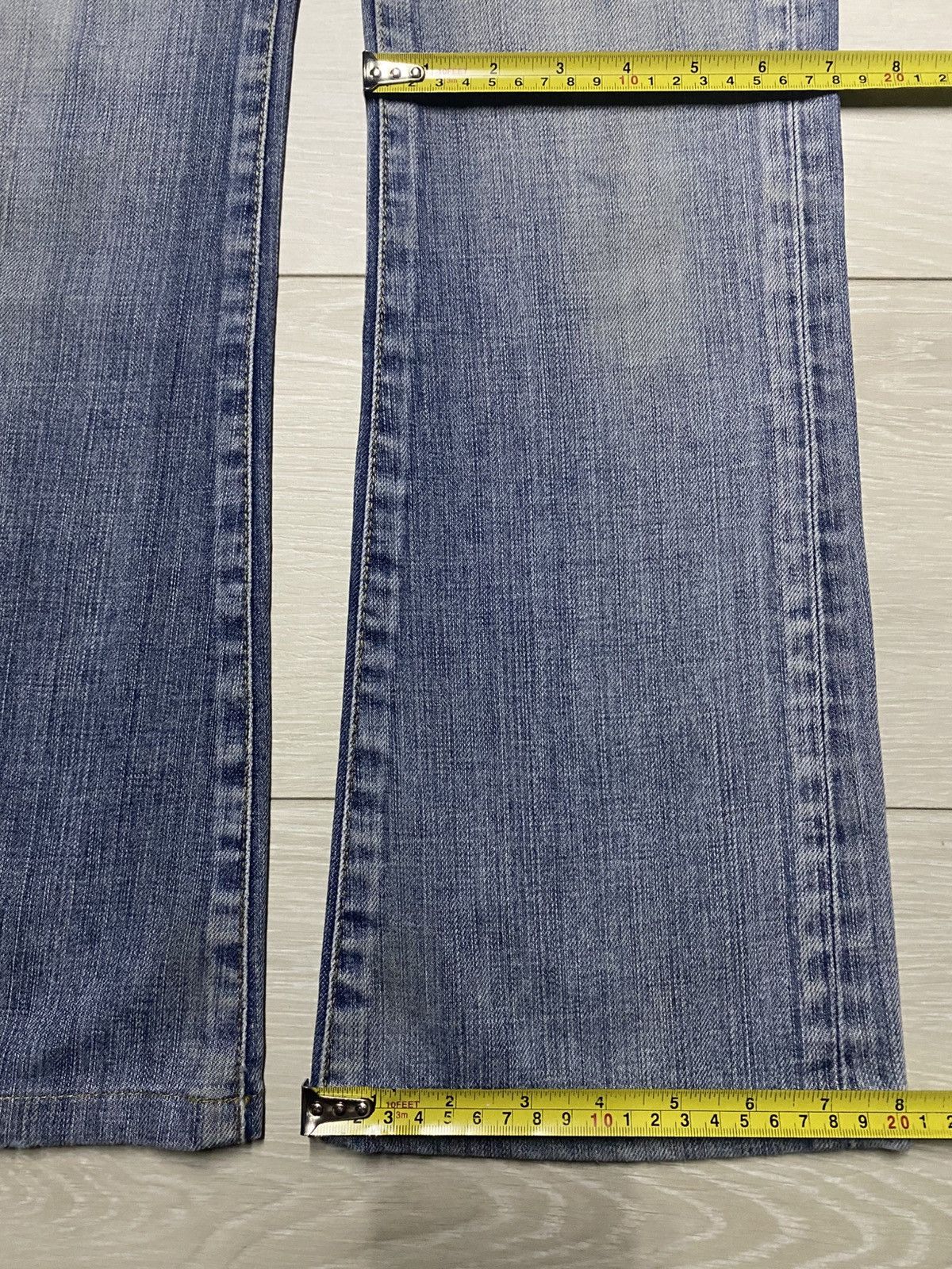 Burberry Vintage Burberry Blue Label Faded Wash Flare Woman Jeans Size US 28 / EU 44 - 16 Thumbnail