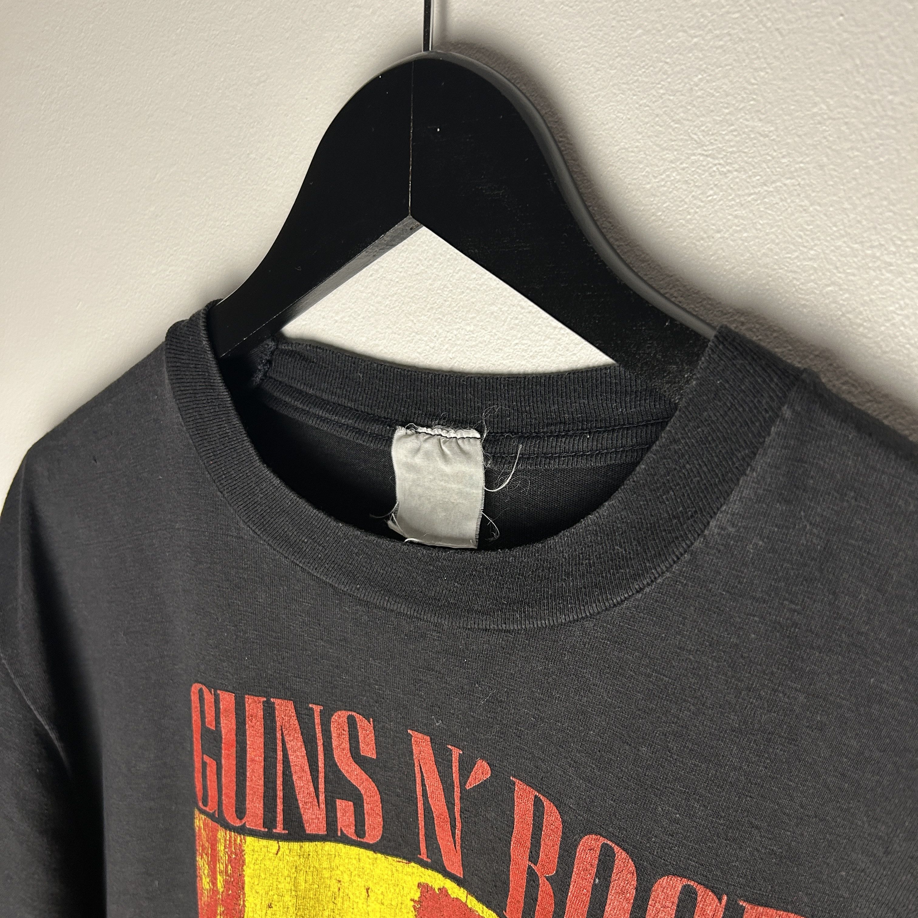 Band Tees Vintage Guns N’ Roses Use Your Illusion 1991 Band T-shirt Size US XL / EU 56 / 4 - 6 Thumbnail