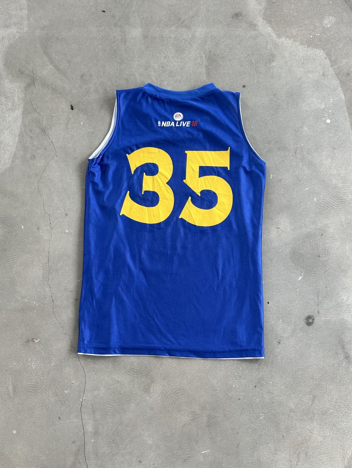 NBA × Vintage YBA GOLDEN STATE WARRIORS EA SPORT REVERSIBLE BASKETBALL Size US S / EU 44-46 / 1 - 5 Thumbnail