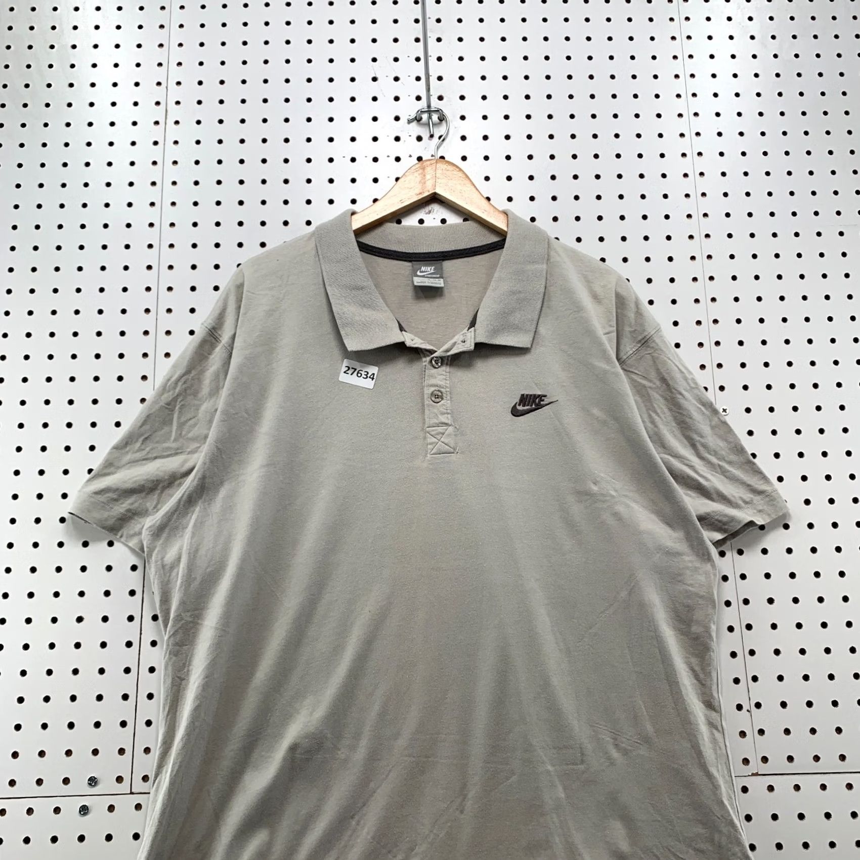 Nike VINTAGE Nike Sportswear Collared Polo Shirt Gray Swoosh Mens XL 24x33 Size US XL / EU 56 / 4 - 2 Thumbnail