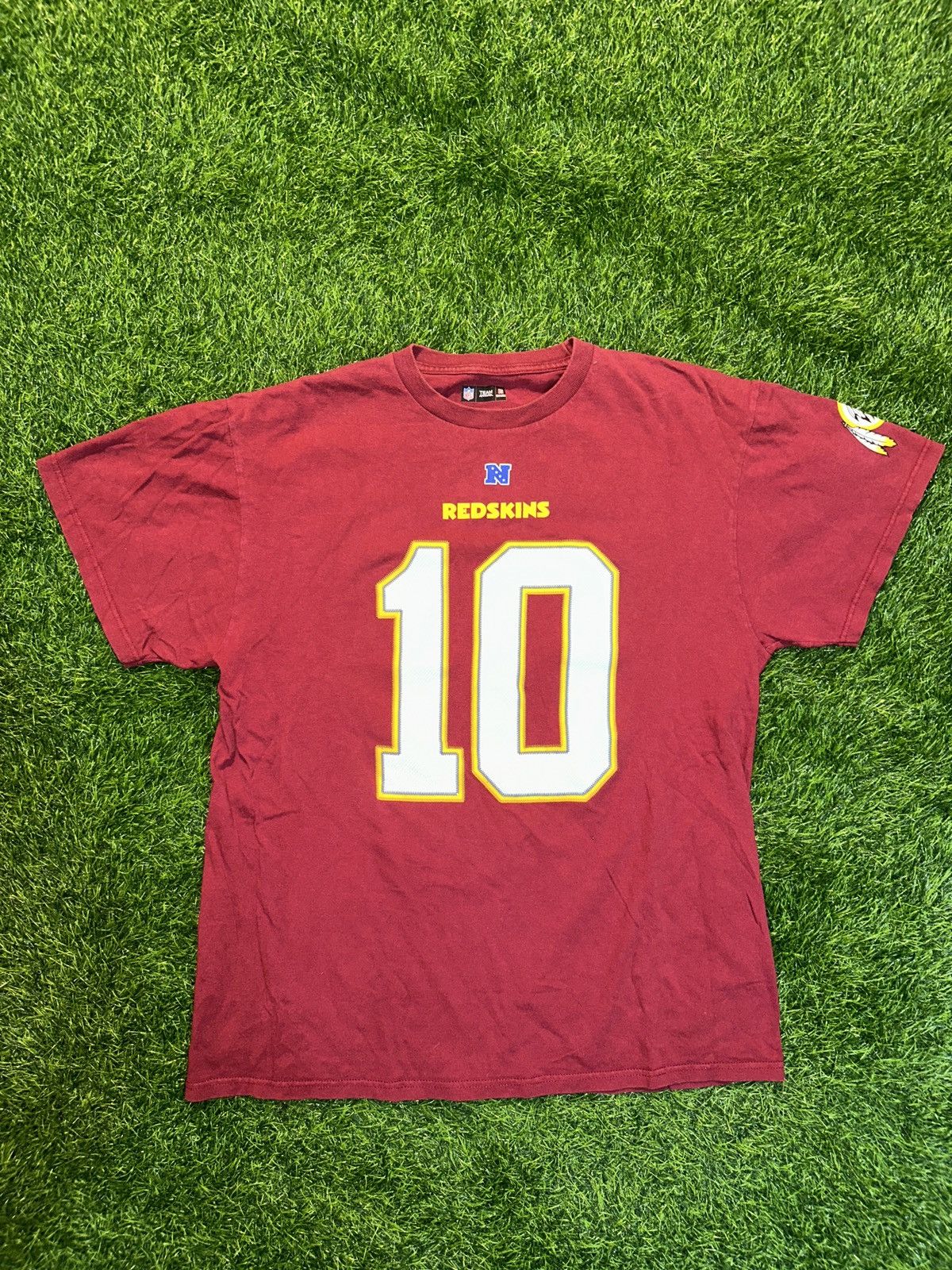 NFL Nfl washington redskins griffin tee shirt size L Size US L / EU 52-54 / 3 - 1 Thumbnail