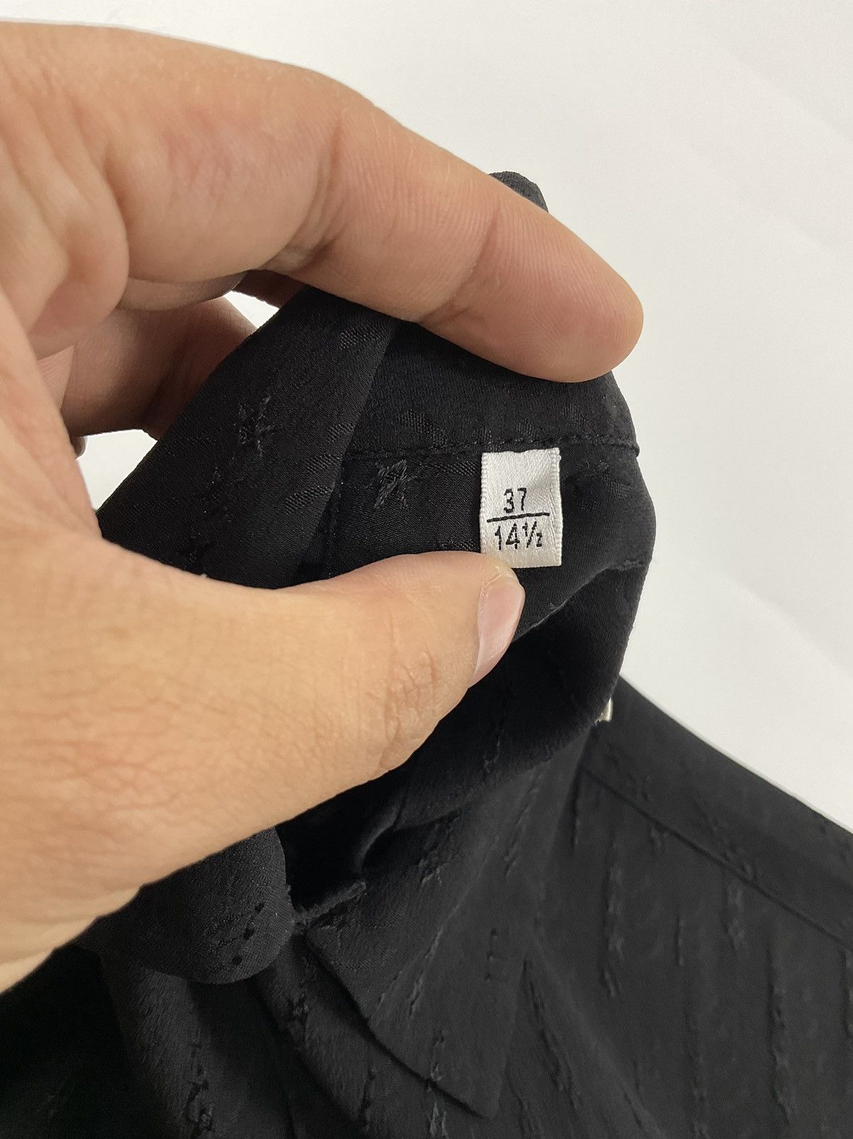 Saint Laurent Paris Saint Laurent S/S'19 Chain Star Silk Shirt Size US M / EU 48-50 / 2 - 7 Thumbnail