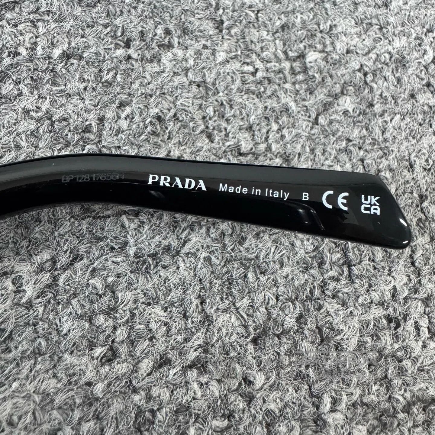 Prada Prada Black-framed triangular narrow-frame sunglasses| Size ONE SIZE - 4 Thumbnail