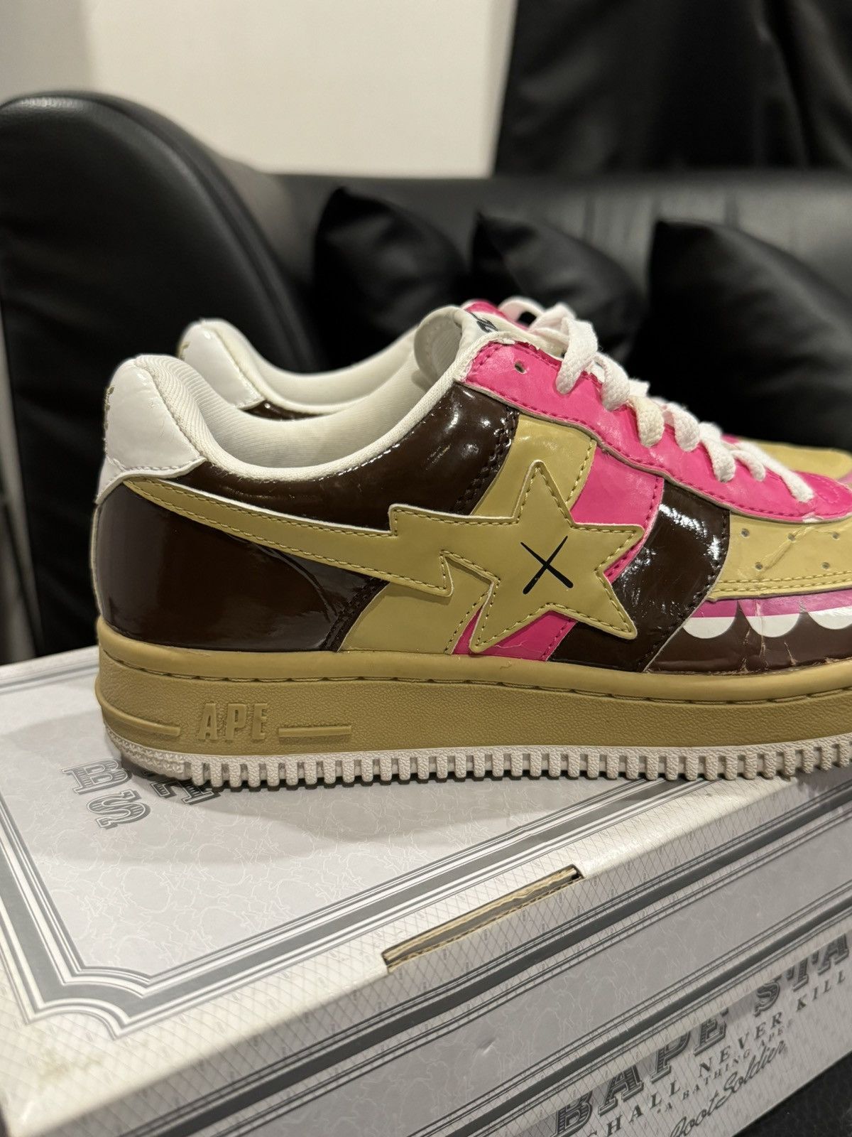 Bape x Kaws Chompers Bapesta (2006)