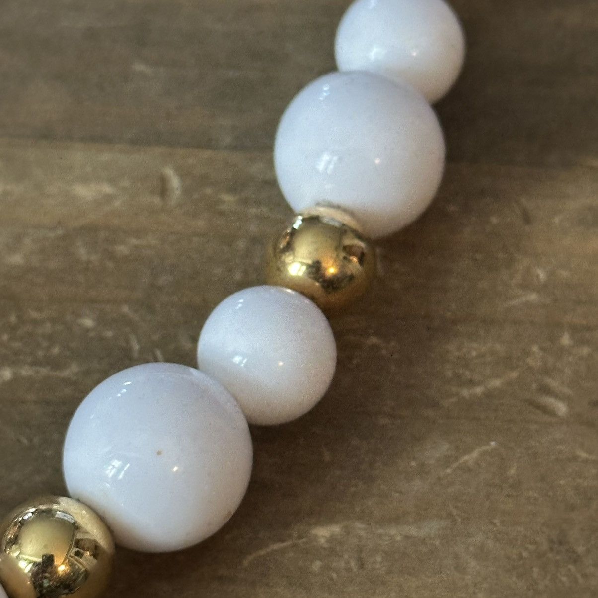 Monet Vintage Monet chunky white and gold bead necklace Size ONE SIZE - 3 Thumbnail