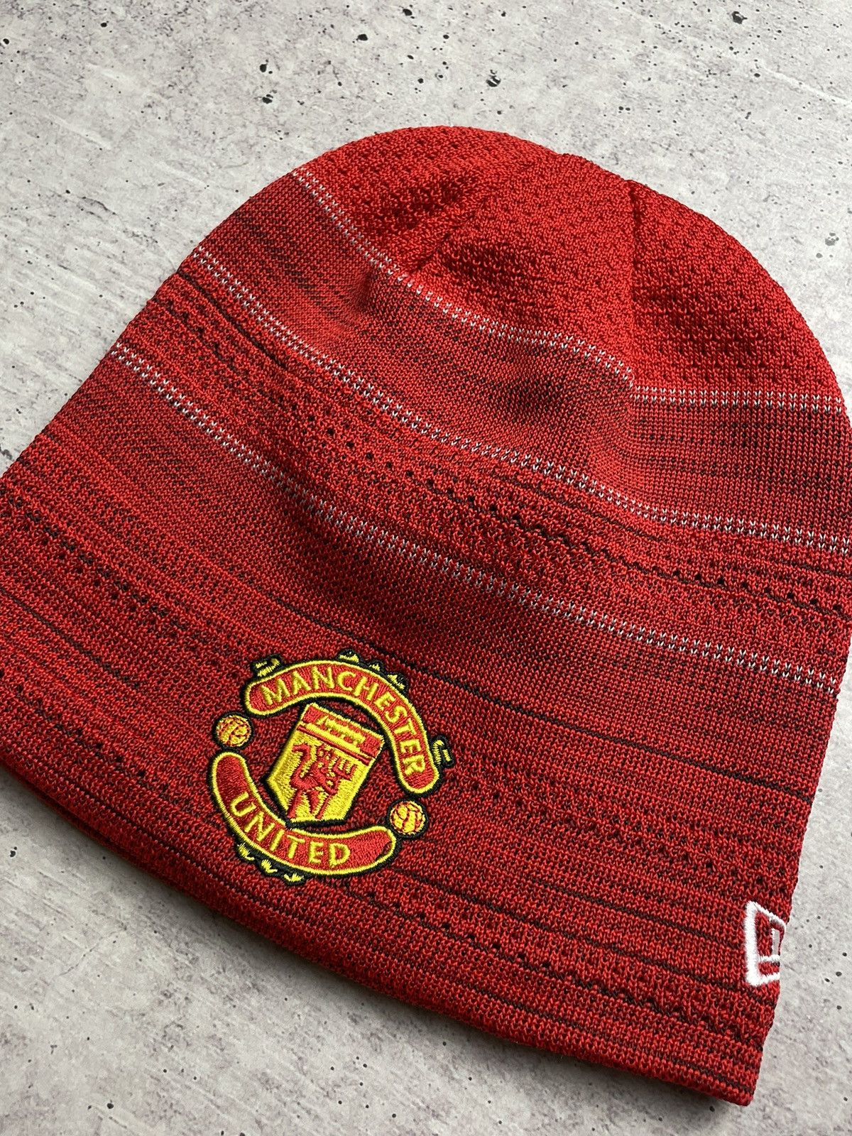 New Era New Era Manchester United soccer beanie hat Size ONE SIZE - 2 Thumbnail