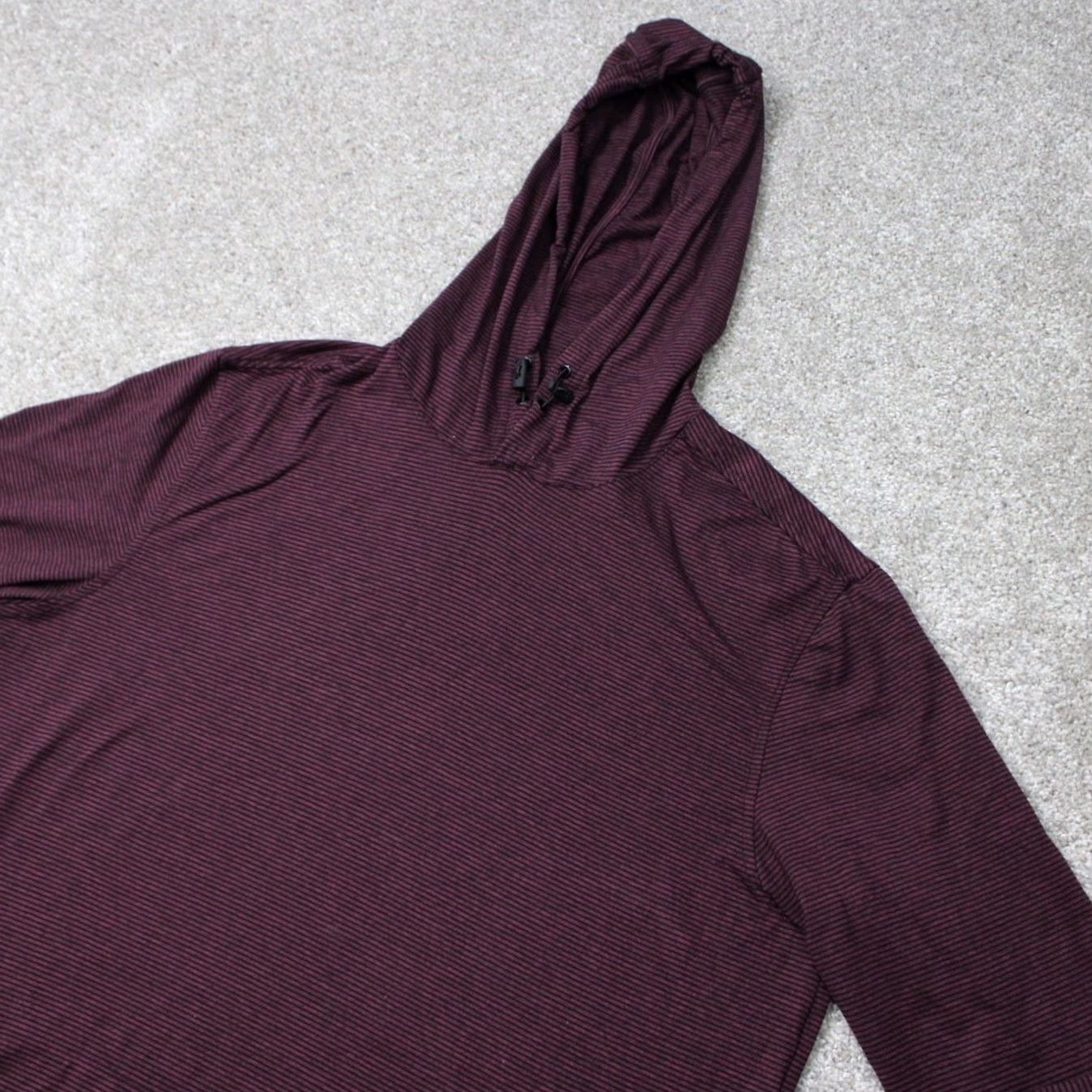 Vintage 01. Algo Hoodie Mens Large Red/Black 01. Performance Quick Dry UV SPF 40+ Stretch Shirt Hooded Pullover Size US L / EU 52-54 / 3 - 2 Thumbnail