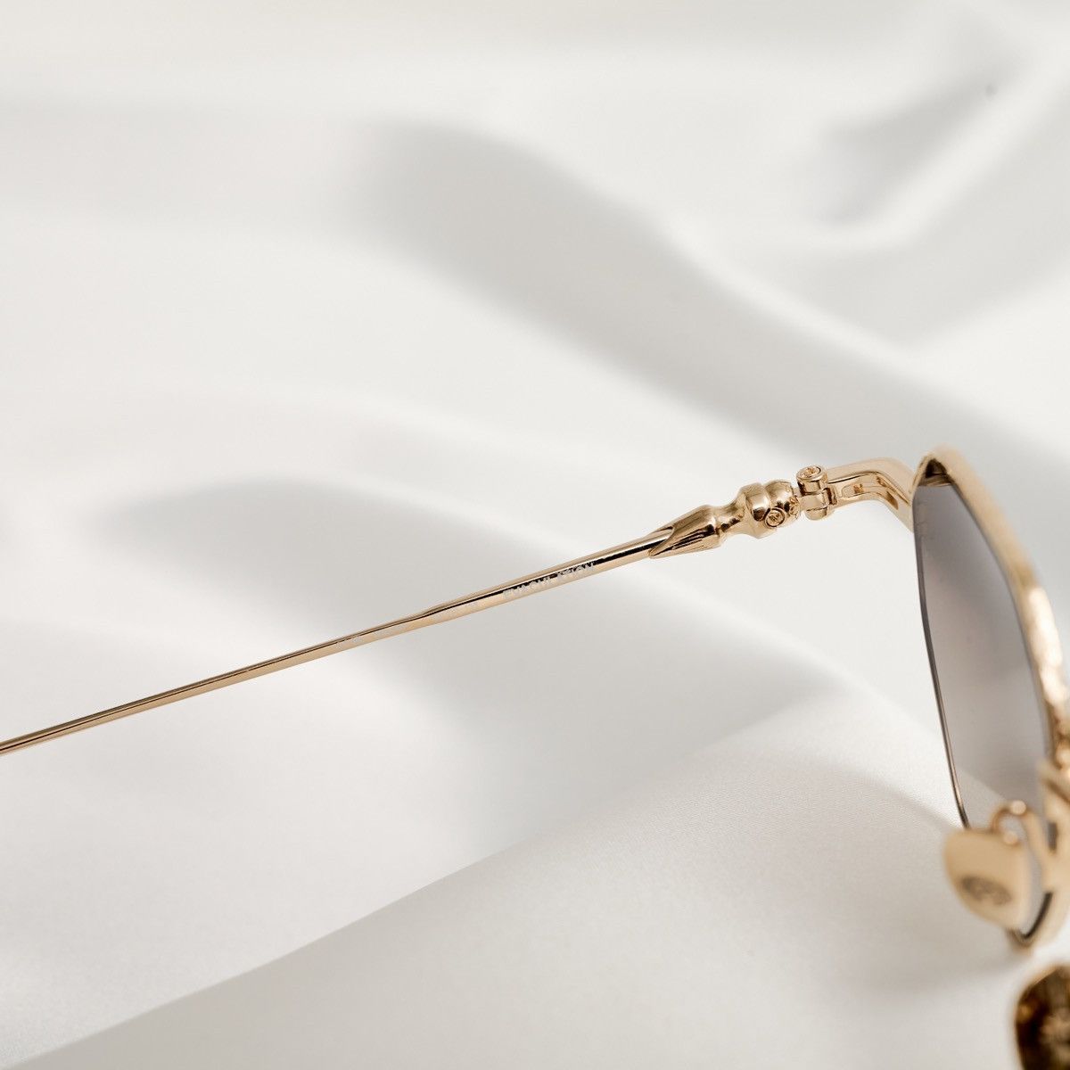 Chrome Hearts CHROME HEARTS EVACULATION MATTE BLACK/GOLD PLATED SUNGLASSES Size ONE SIZE - 5 Thumbnail