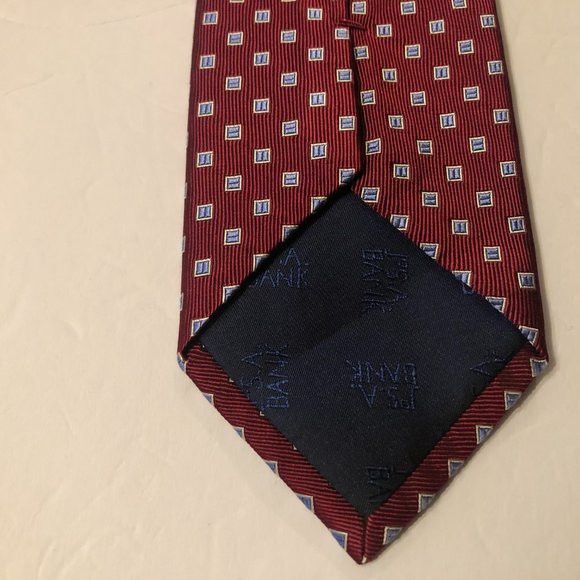 Jos. A. Bank JOS.A.BANK MEN'S NEW 100%SILK NECK TIE 3 1/2" X 59" Size ONE SIZE - 6 Thumbnail