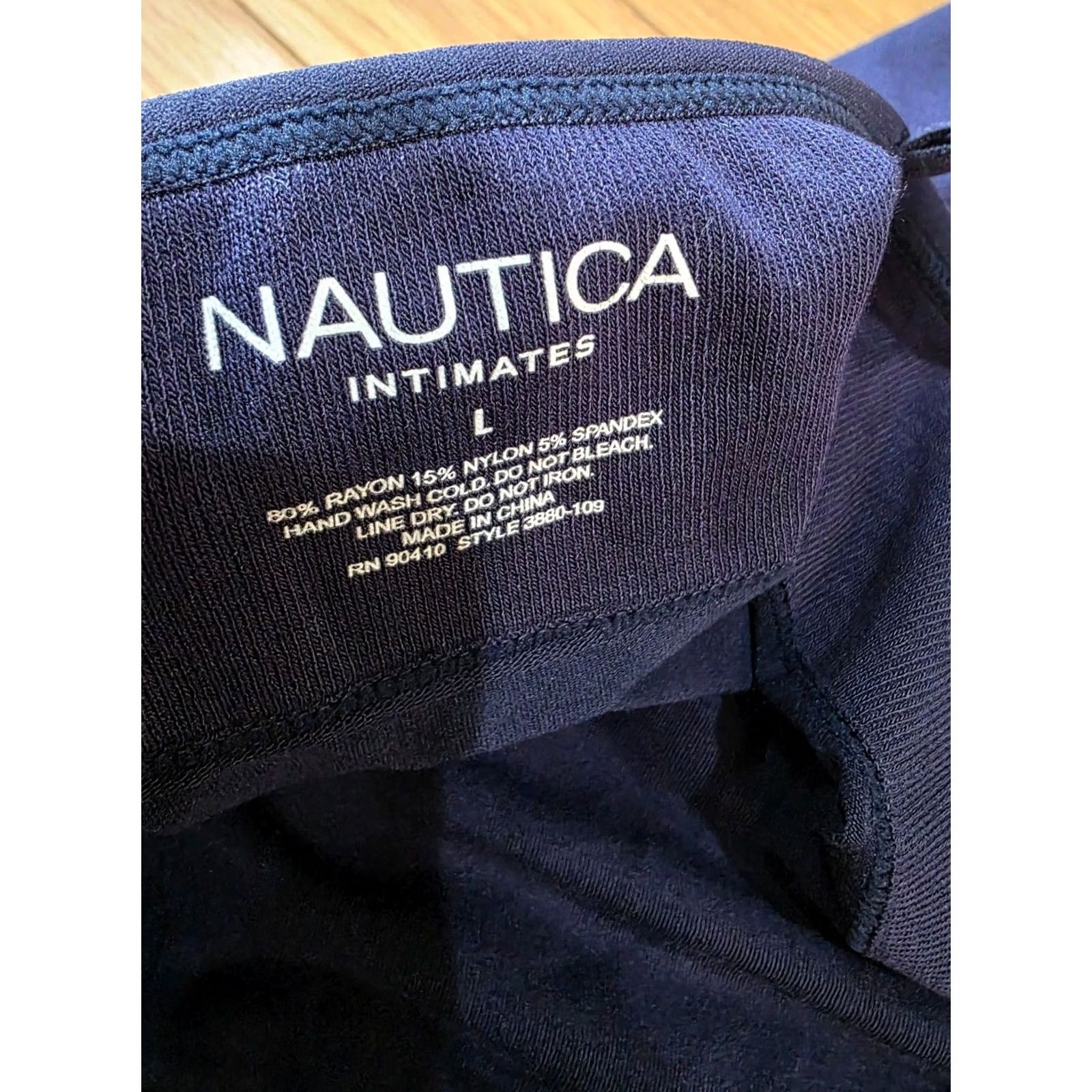 Nautica Nautica Intimates Cami Tank Top Women L Navy Blue Sleeveless V-Neck Spaghetti Strap Pullover Casual Summer Spring Clothes Size L / US 10 / IT 46 - 5 Thumbnail