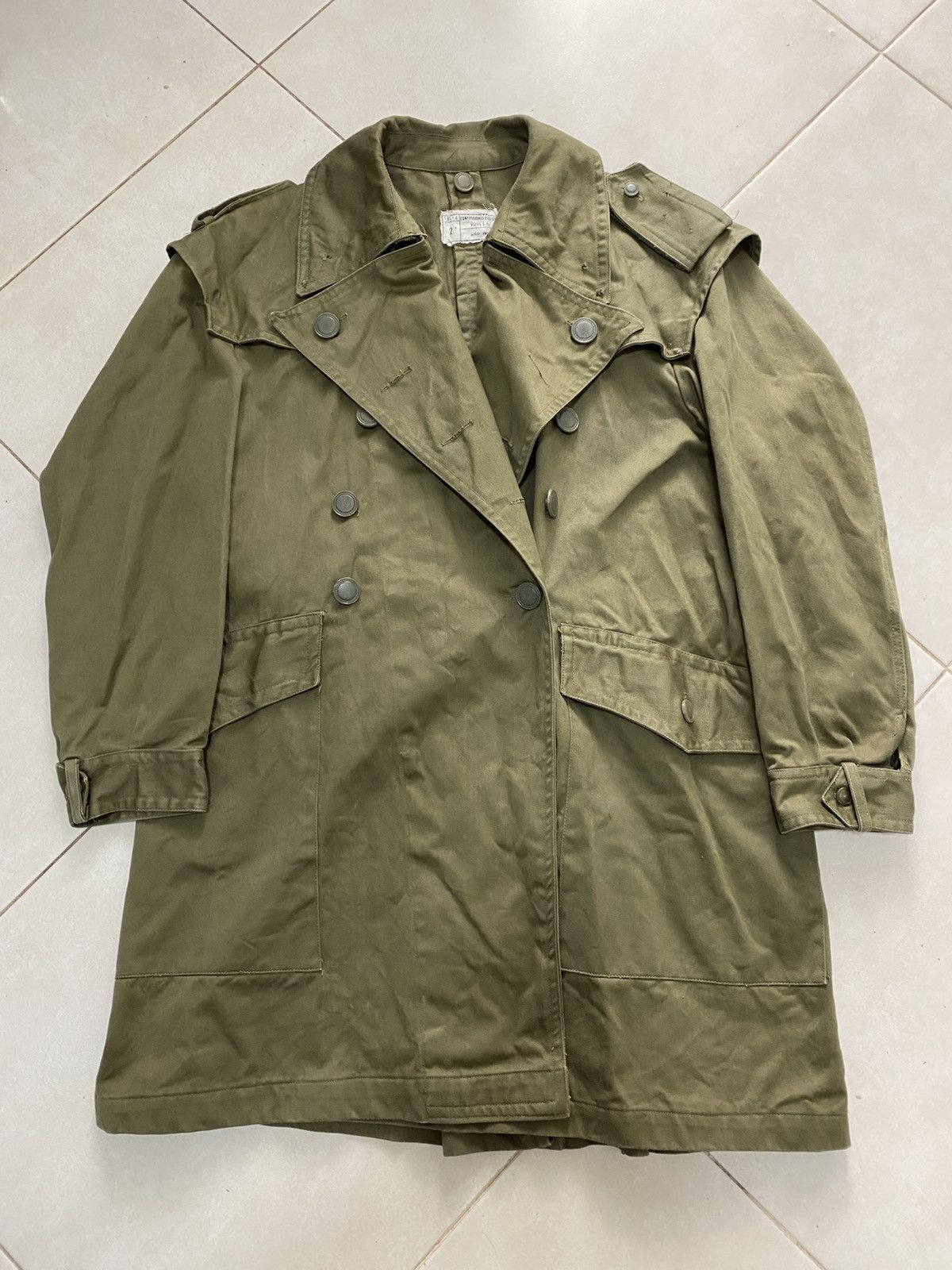 Vintage Vintage 1977 Spanish Army military Trench Coat Olive green Size US L / EU 52-54 / 3 - 1 Thumbnail