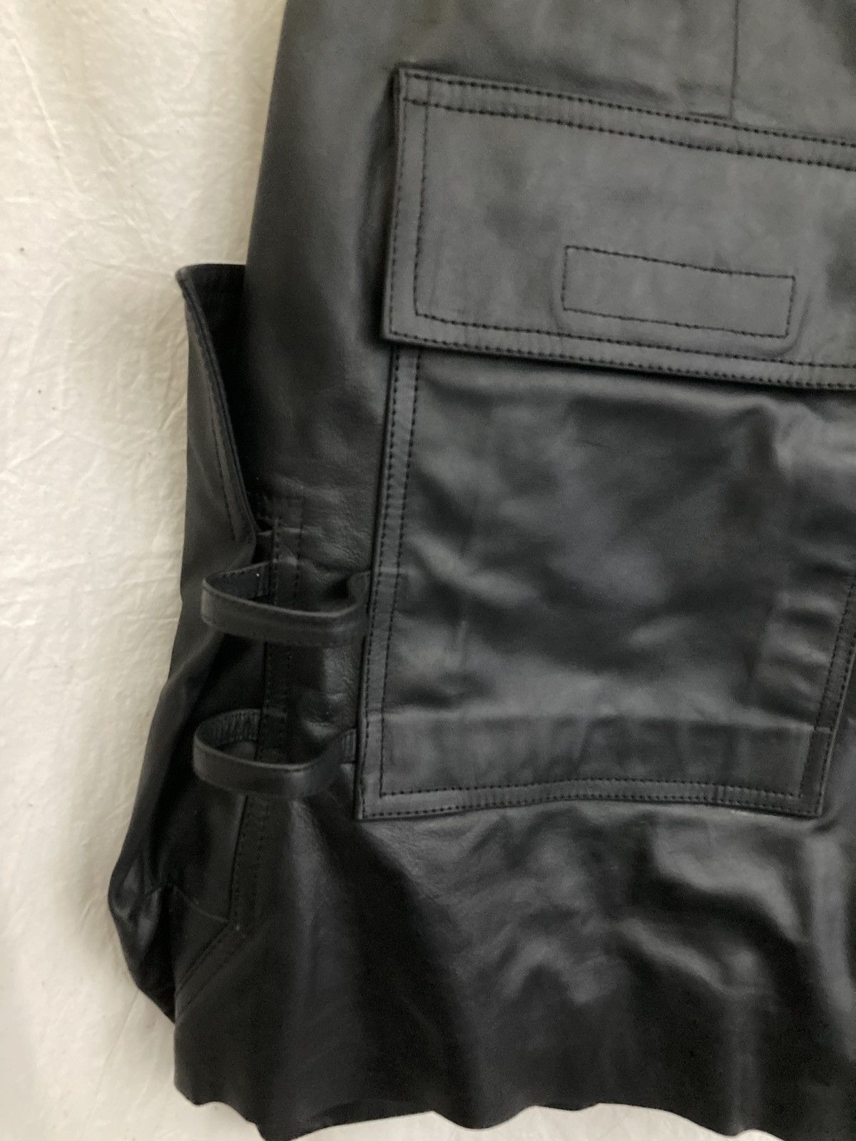Rick Owens NEVER WORN / Rick Owens Leather Stefan Cargo Shorts in Black Size US 32 / EU 48 - 15 Thumbnail