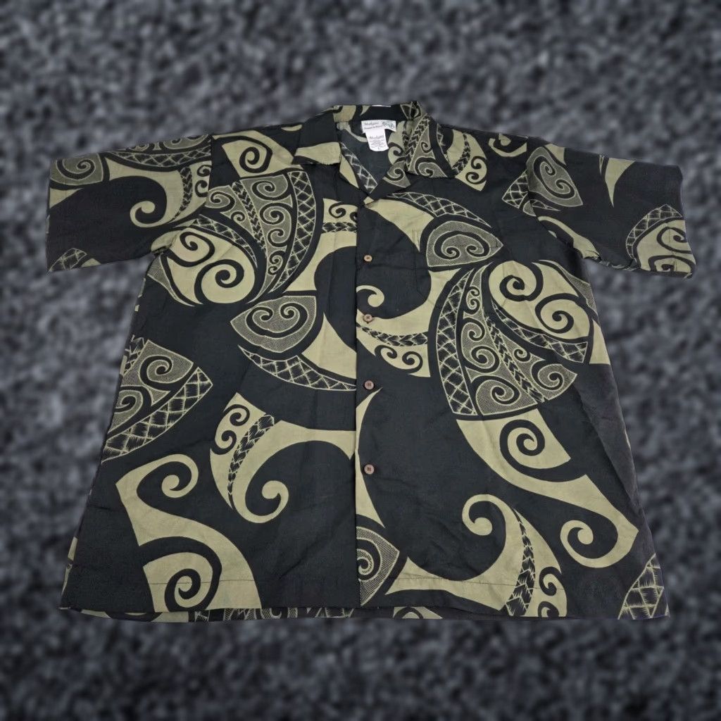 Vintage Makani Mens Hawaiian Short Sleeve Shirt Black/Green Tribal Print L Button-Up Casual, Travel, Party/Cocktail Mens, Regular Fit Size US L / EU 52-54 / 3 - 1 Thumbnail