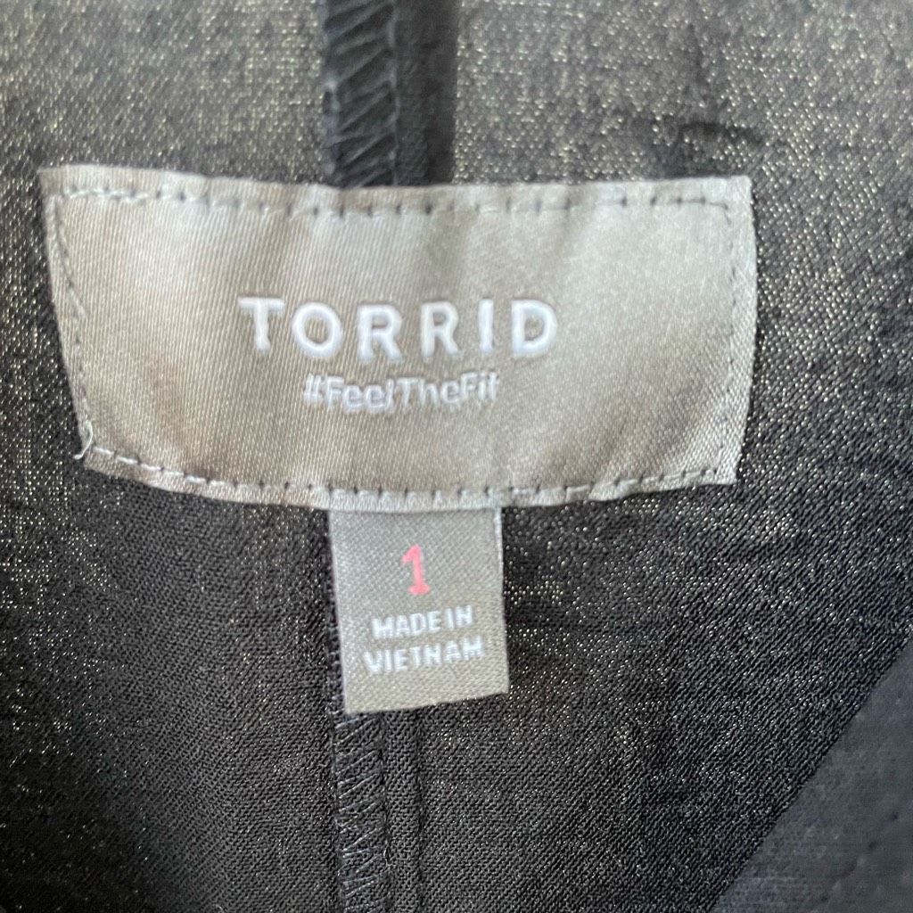 Other Torrid Wide Leg Crop Poly Seersucker Jumper Black 1 1X Size 38" / US 16 / IT 52 - 5 Thumbnail