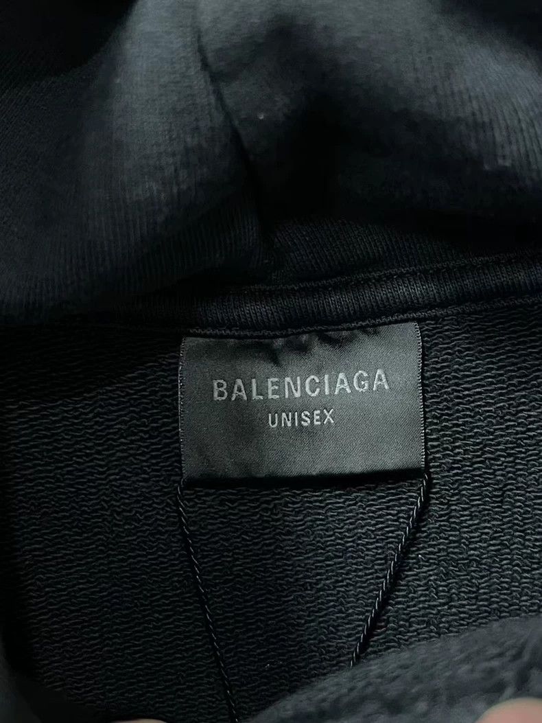 Balenciaga Balenciaga Distressed Hooded Sweatshirt Size US S / EU 44-46 / 1 - 6 Thumbnail