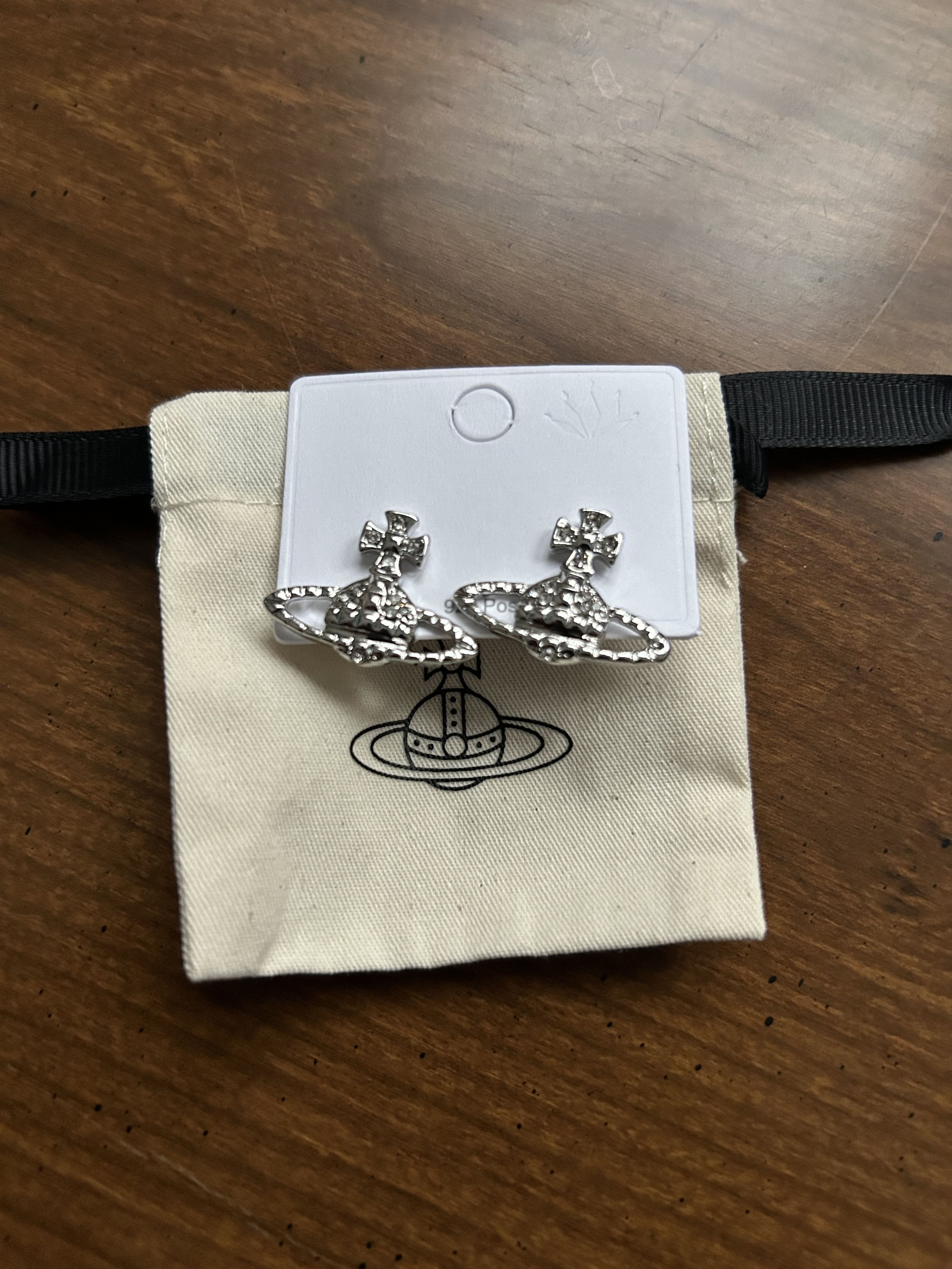 Vivienne Westwood Mini Bas Relief earrings