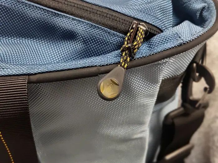 If Six Was Nine Vintage Timbuk2 Y2K Gorpcore Japan Crossbody Messenger Bag Size ONE SIZE - 8 Thumbnail