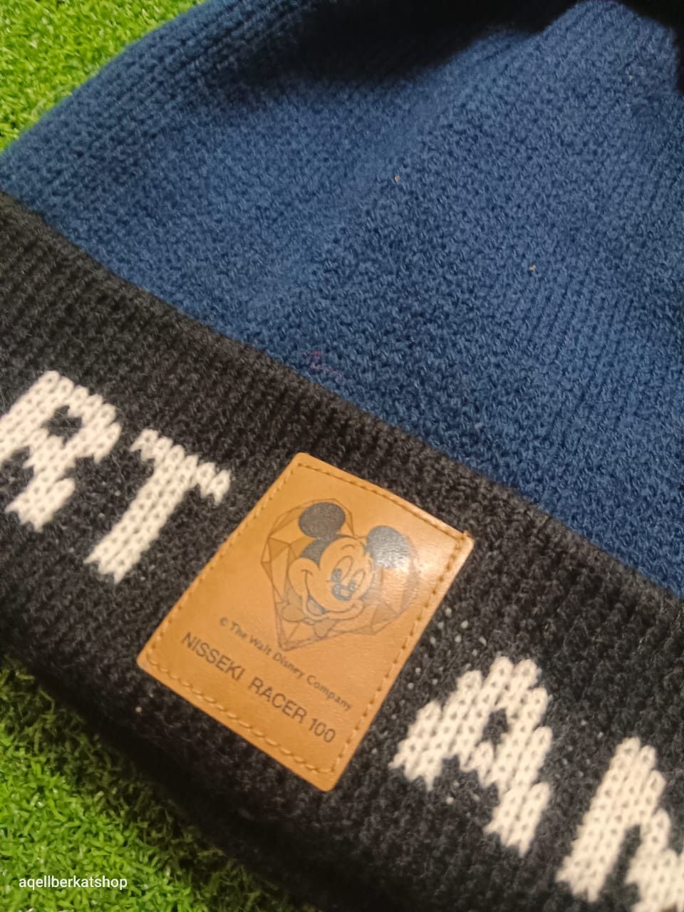 Vintage VTG Y2K Disney Mickey Mouse Beanie Size ONE SIZE - 4 Thumbnail