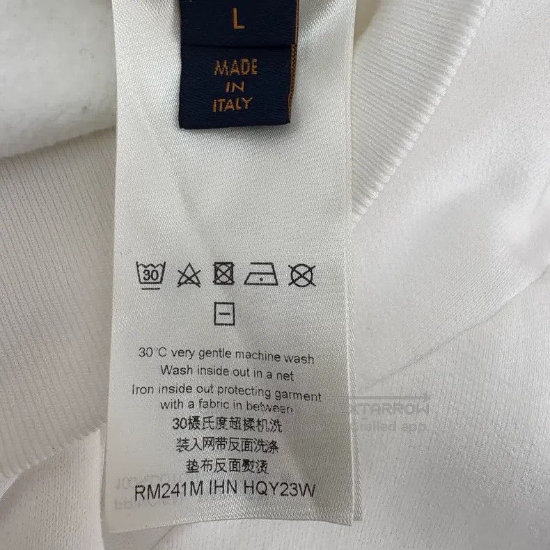 Louis Vuitton Louis Vuitton SS 24 monogrammed logo sweatshirt Size US L / EU 52-54 / 3 - 7 Thumbnail