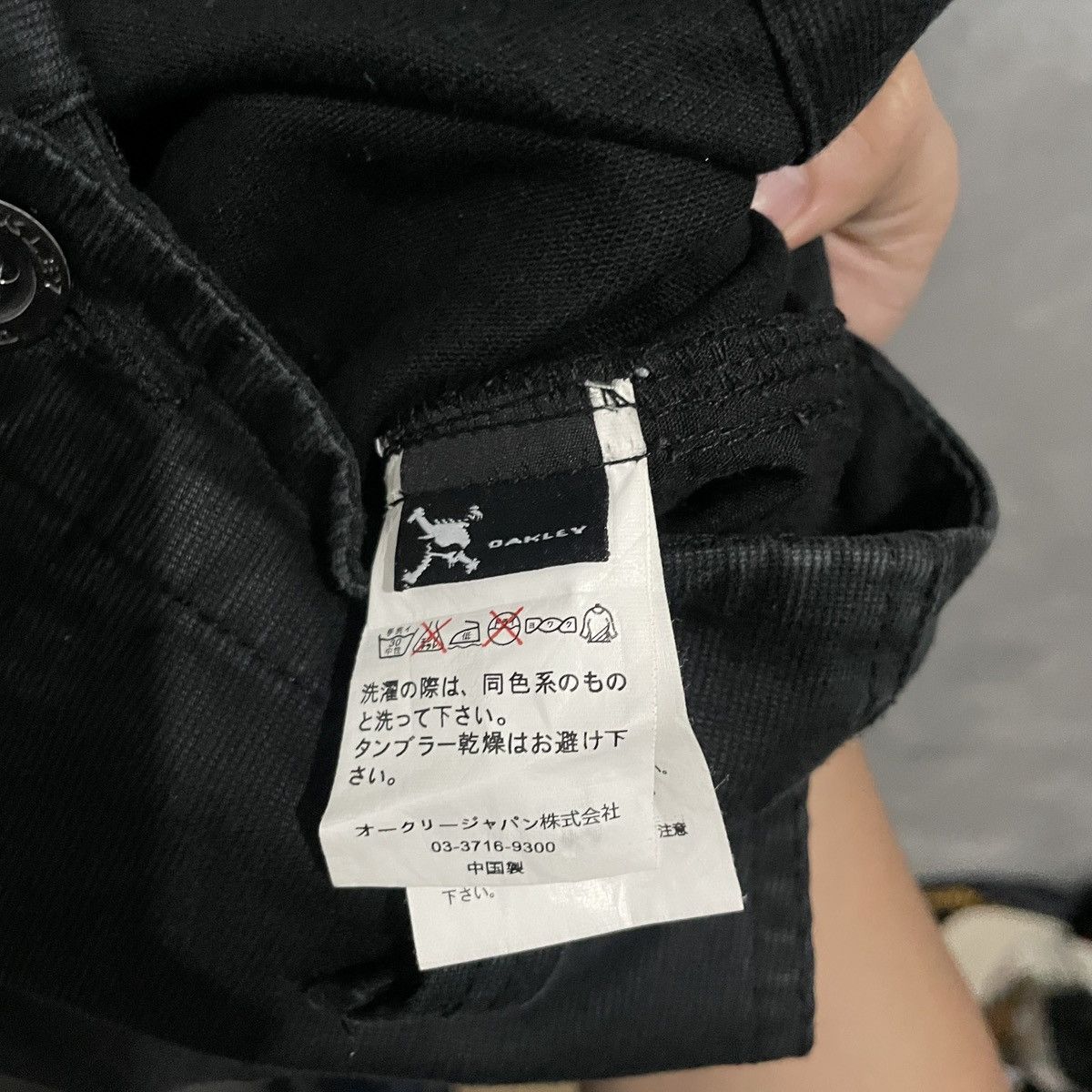 Oakley 2000s Oakley Gorpcore Cargo Pants Size US 30 / EU 46 - 3 Thumbnail