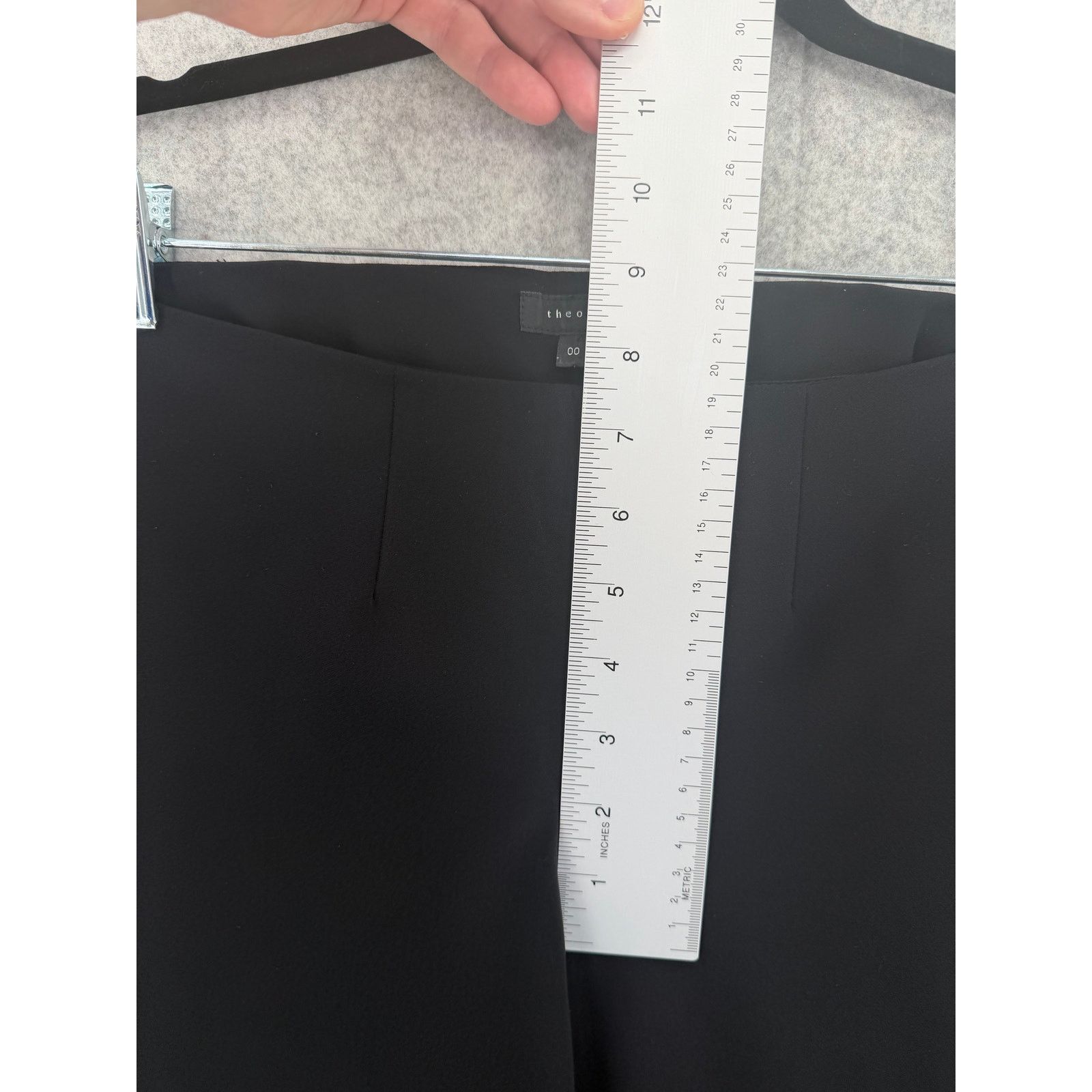 Theory Theory Belisa 2 Black Pants, Nylon Slim Stretch, Size 00 Size 24" / US 00 / IT 34 - 12 Thumbnail