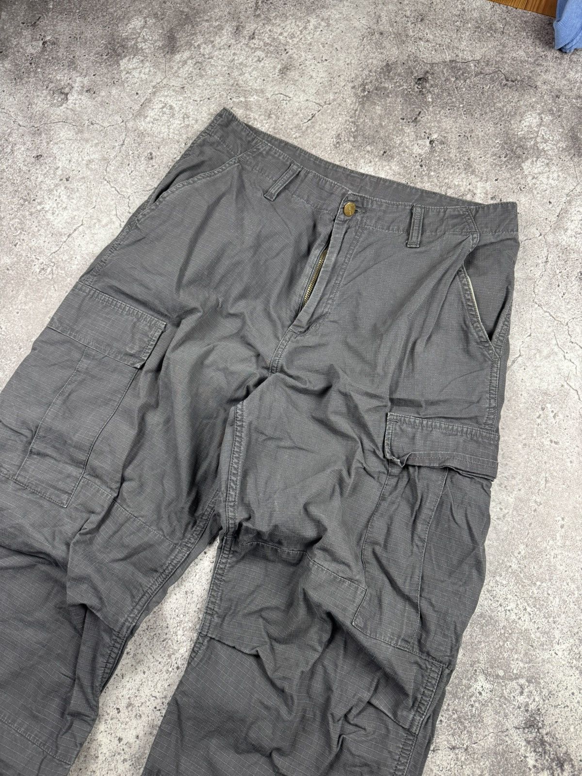 Carhartt Vintage Carhartt Cargo Baggy Pants Y2K Japanese 34x34 Size US 31 - 5 Thumbnail