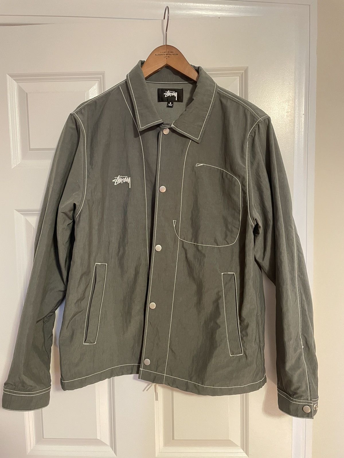 ★Stussy Beach Shell Transparent Ripstop Olive★ Stussy Beach Shell Transparent Ripstop Olive Green Jacket