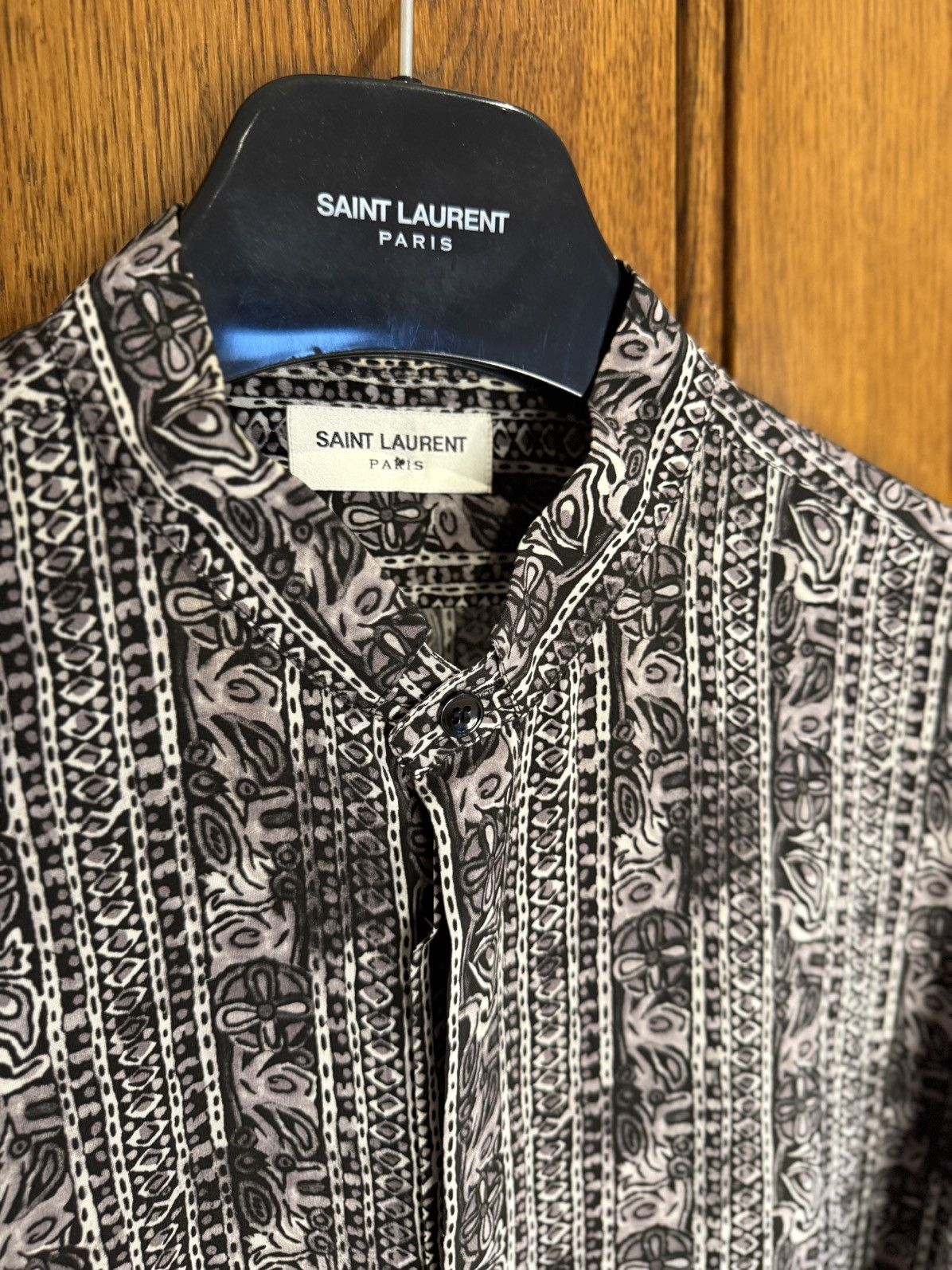 Saint Laurent Paris SS18 Saint Laurent silk henley clover shirt floral paisley Size US L / EU 52-54 / 3 - 13 Thumbnail