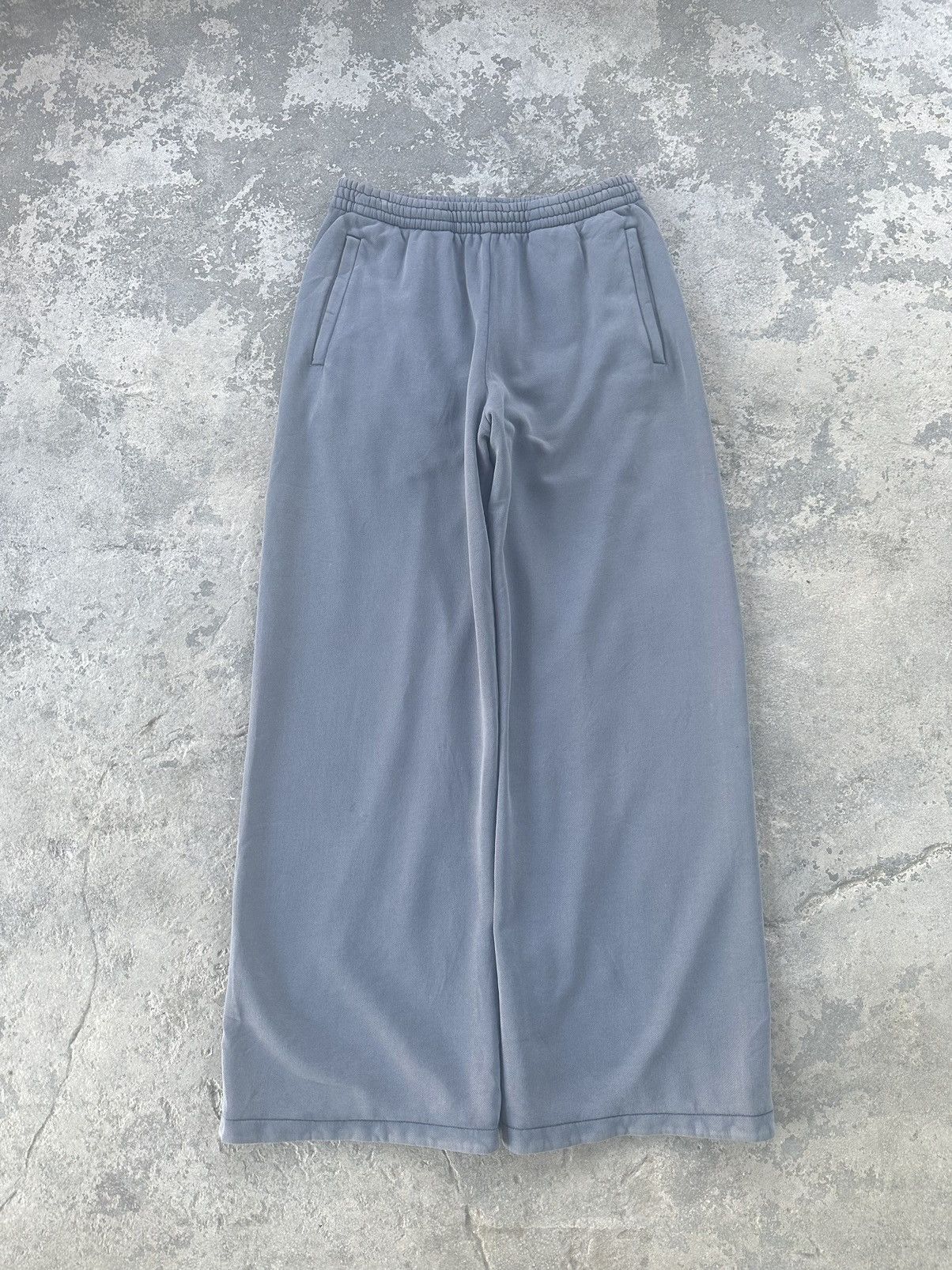 image of Balenciaga x Gap Yeezy Gap Wide Leg Double Layer Sweatpants in Grey, Men's (Size 36)