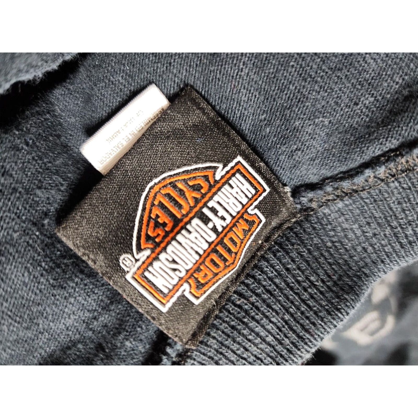 Harley Davidson VINTAGE Harley-Davidson Black XL Long Sleeve Henley T-Shirt Biker El Paso TX Mens Size US XL / EU 56 / 4 - 6 Thumbnail