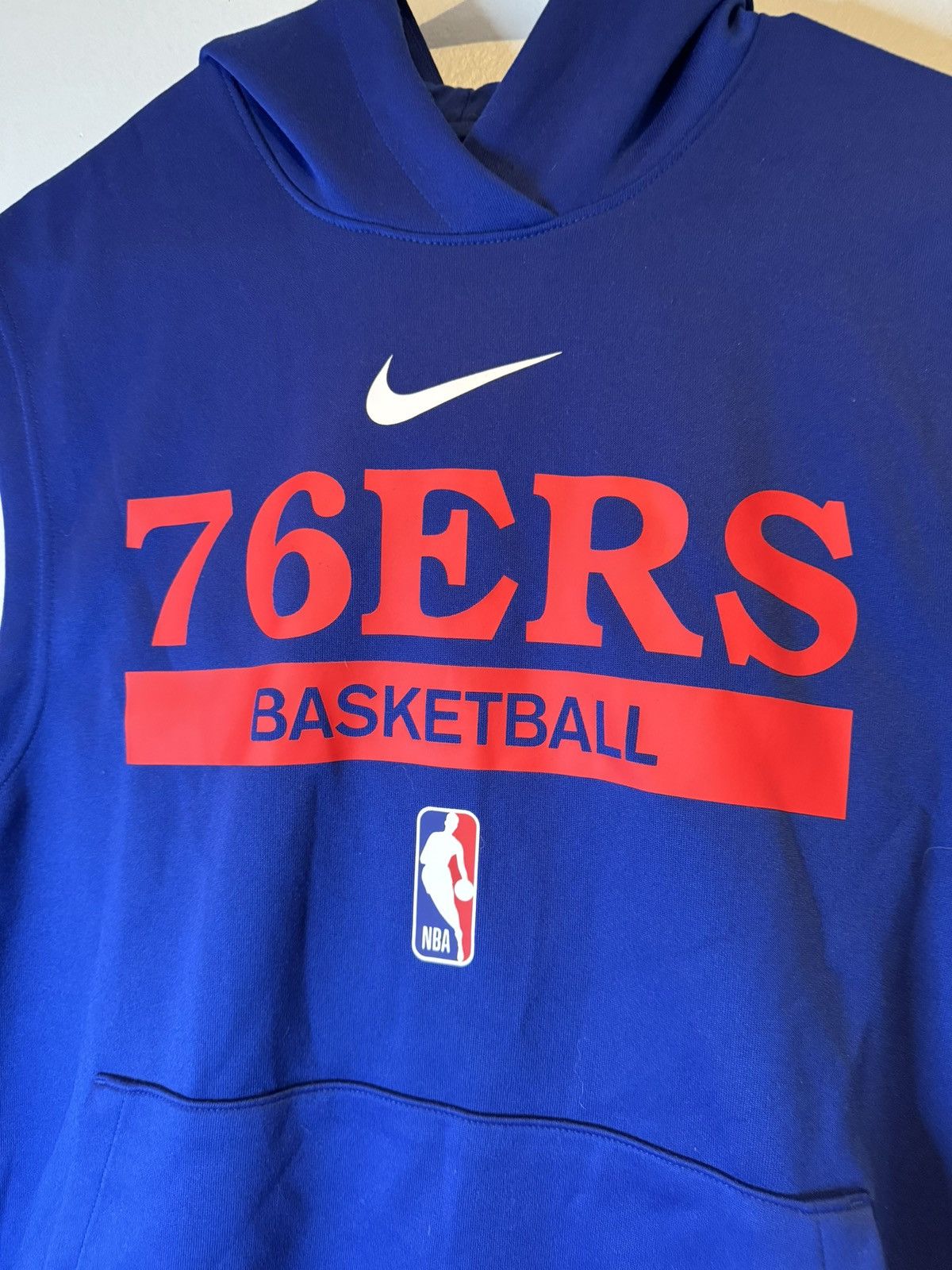 Nike New Nike Mens Philadelphia 76ers NBA Sweatshirt BLUE Size M Size US M / EU 48-50 / 2 - 2 Thumbnail