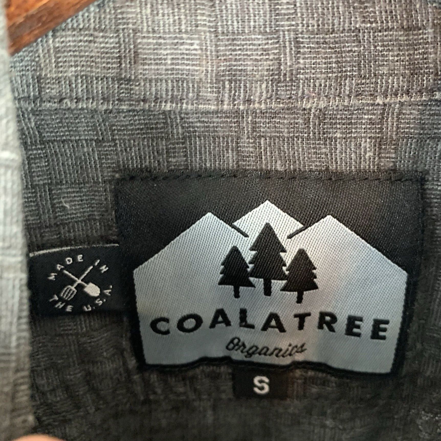 Vintage VINTAGE Coalatree Organics Shirt Mens Size Small Dark Gray Button Down Hemp Cotton flaw Size US S / EU 44-46 / 1 - 5 Thumbnail