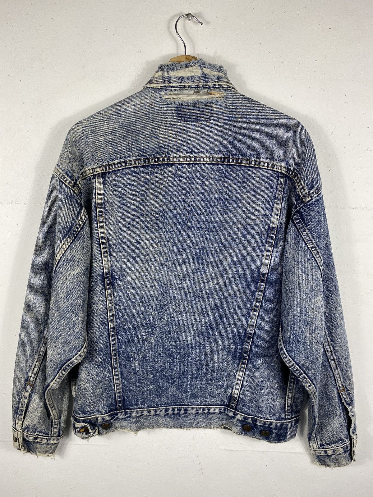 Levi's Vintage Clothing Vintage Levis Distressed Denim Button Jacket Size US M / EU 48-50 / 2 - 8 Thumbnail
