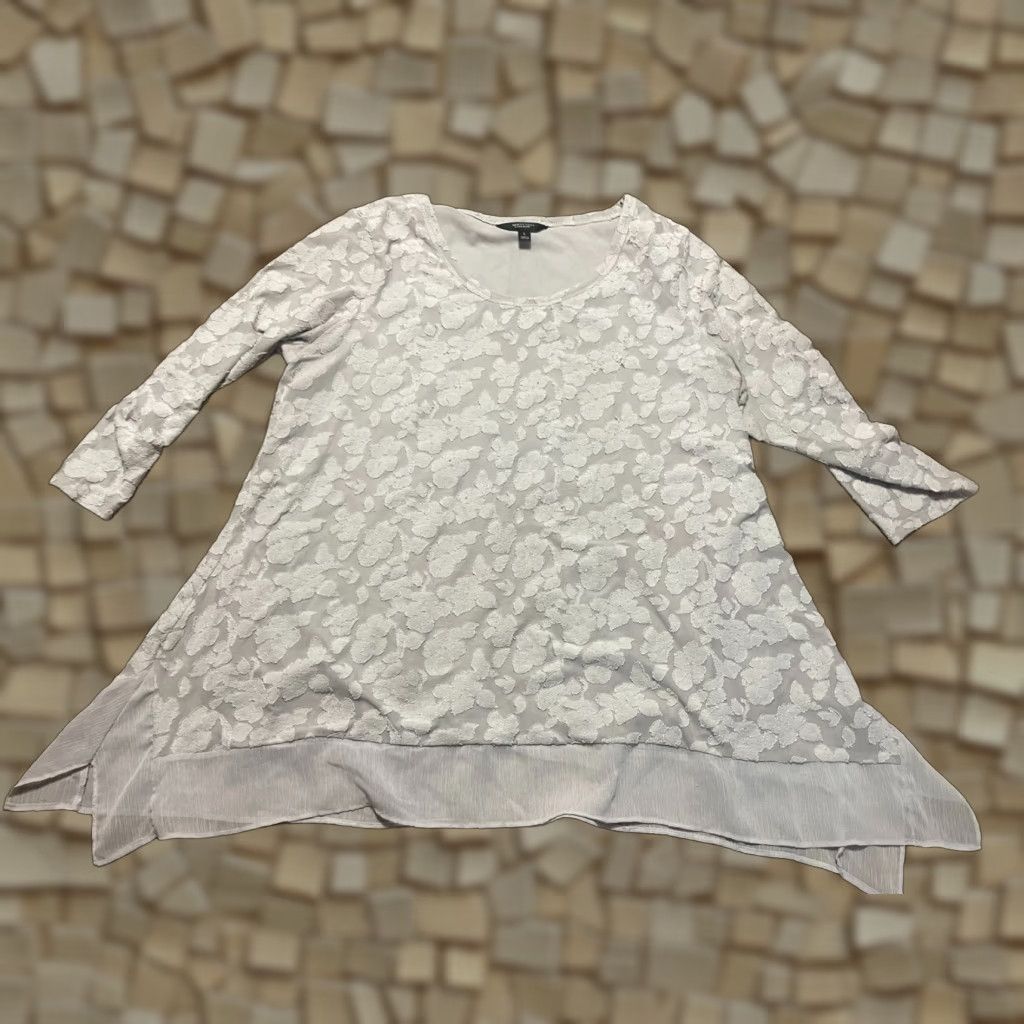 Vintage Vera Wang Blouse Simply Vera Women's Large Gray 3/4 Sleeve Textured Casual Regular Size L / US 10 / IT 46 - 1 Thumbnail